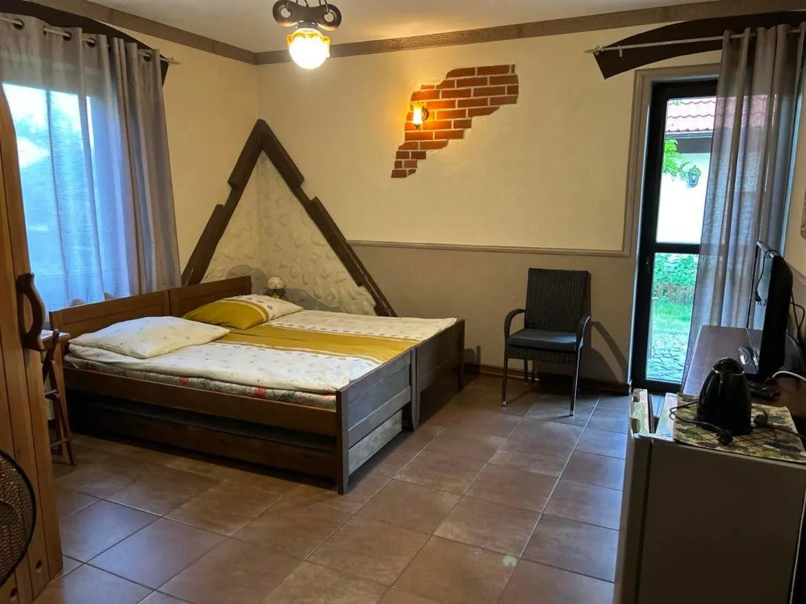 Bed in Pokoje i domki Saraceńska Chata