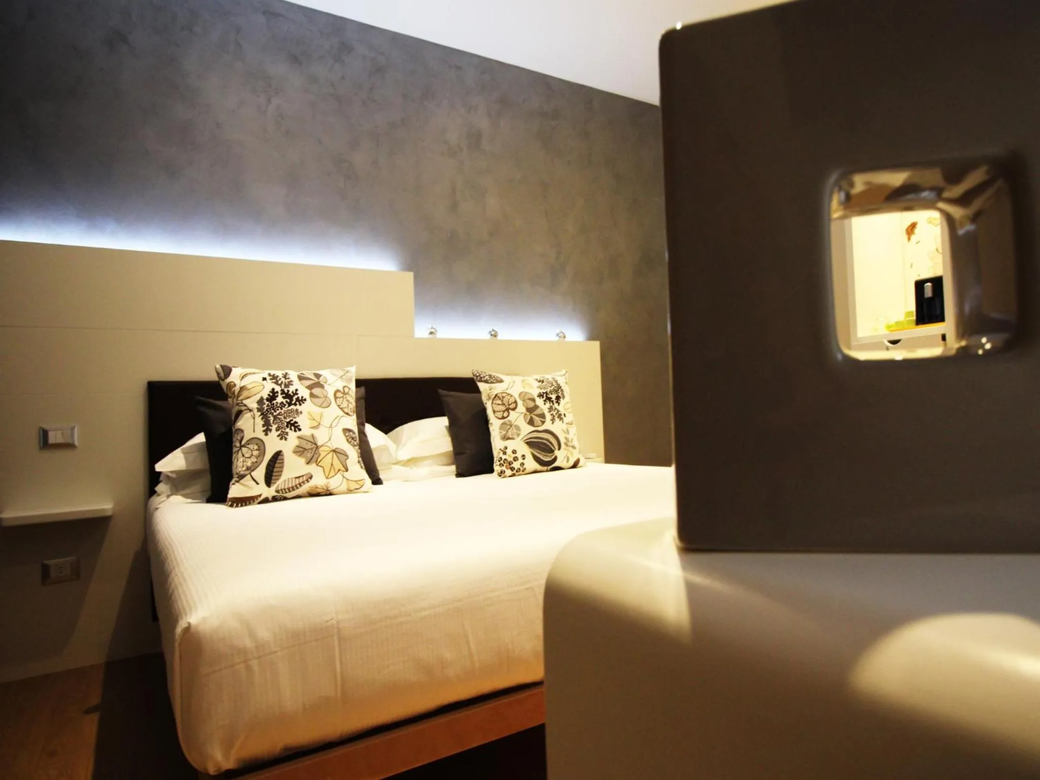 Deluxe Double Room in Verona Center