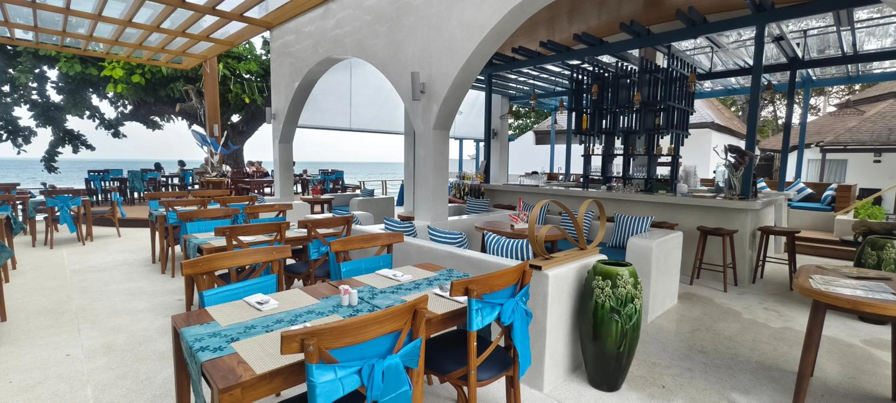 Restaurant/places to eat in Chaweng Cove Beach Resort