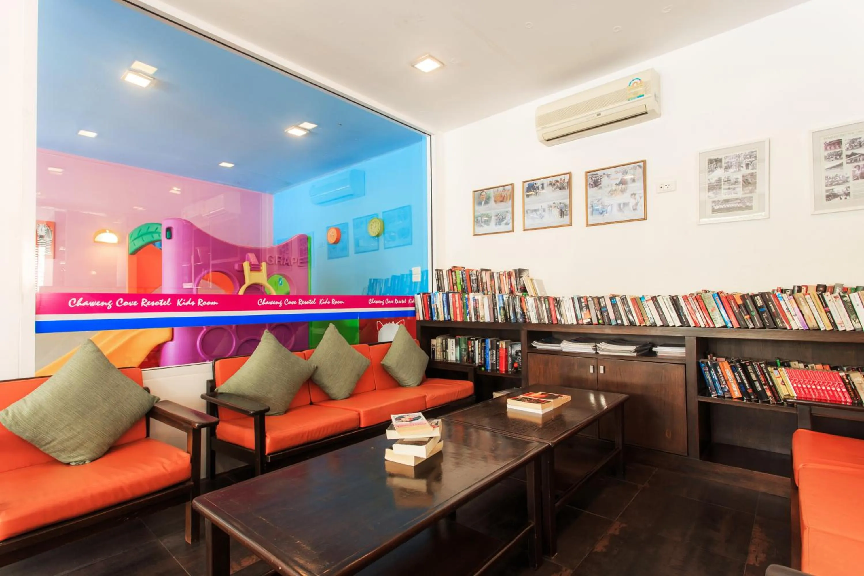 Library in Chaweng Cove Beach Resort