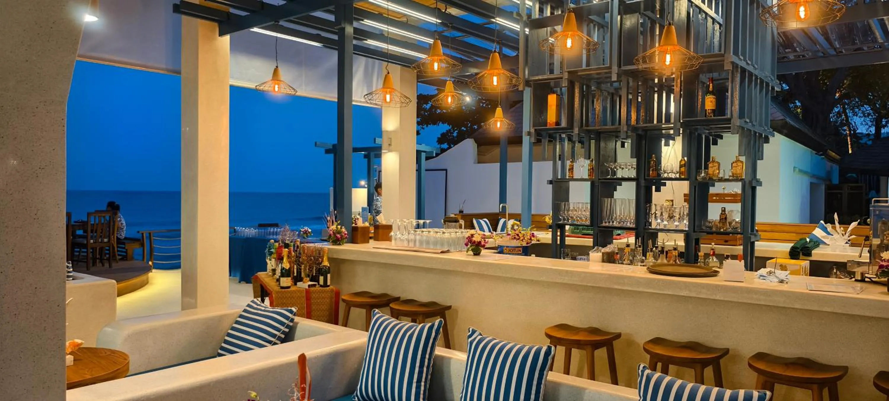 Restaurant/places to eat in Chaweng Cove Beach Resort