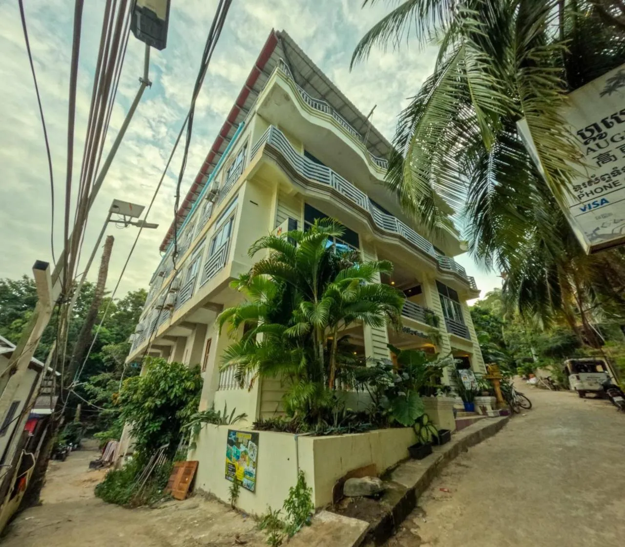 Property building in Sok Heng Guesthouse