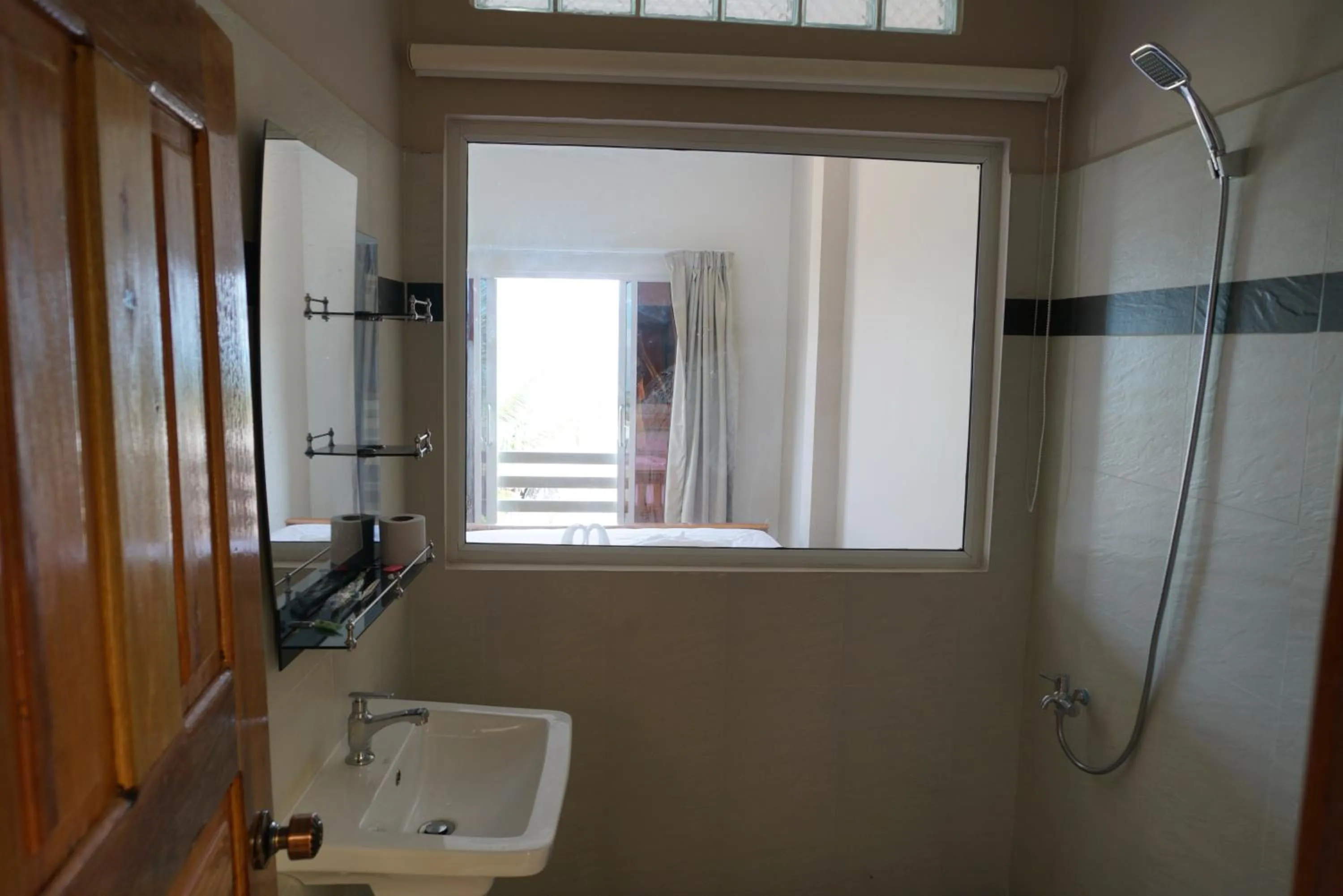 Bathroom in Sok Heng Guesthouse