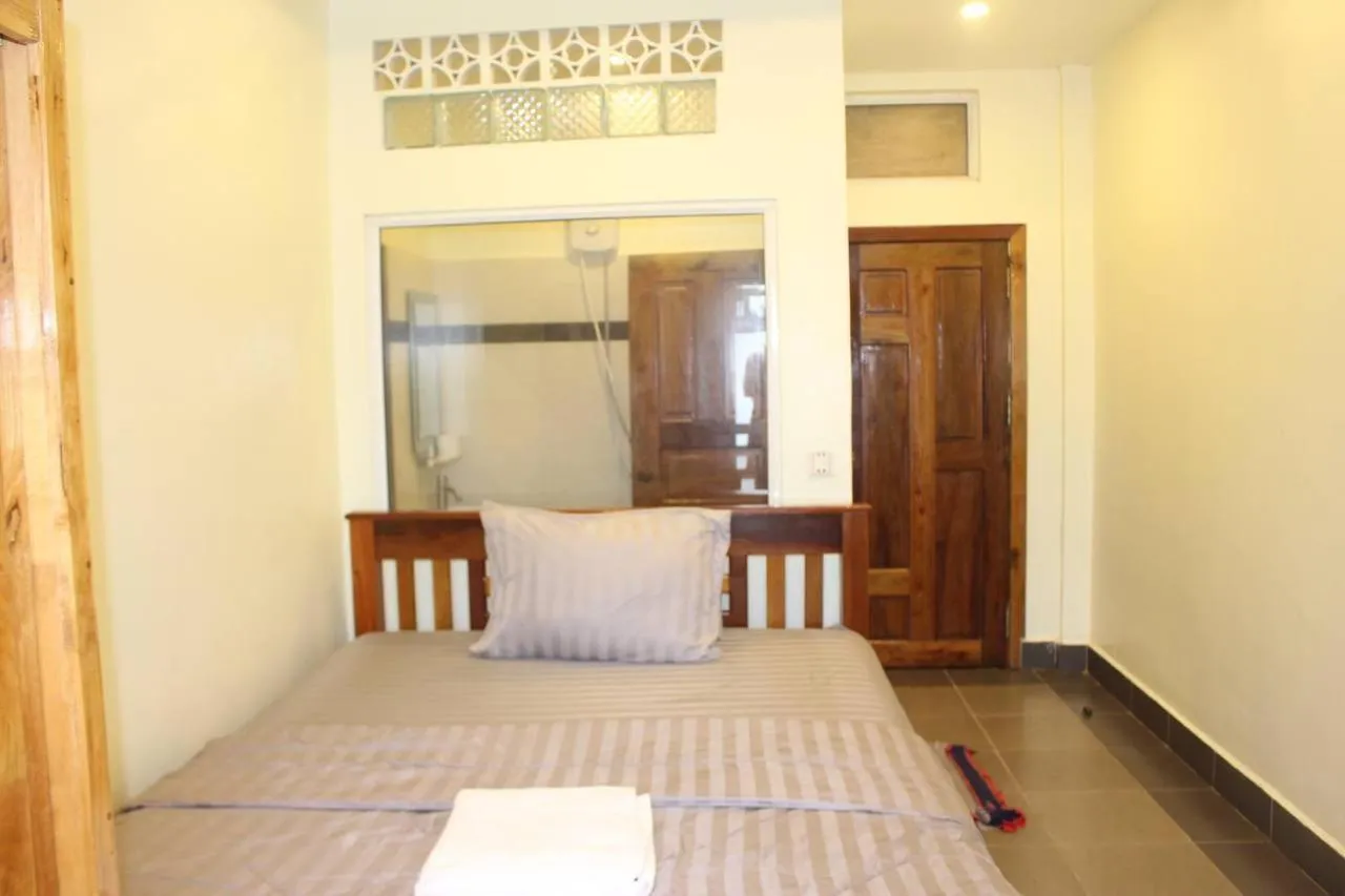 Bed in Sok Heng Guesthouse