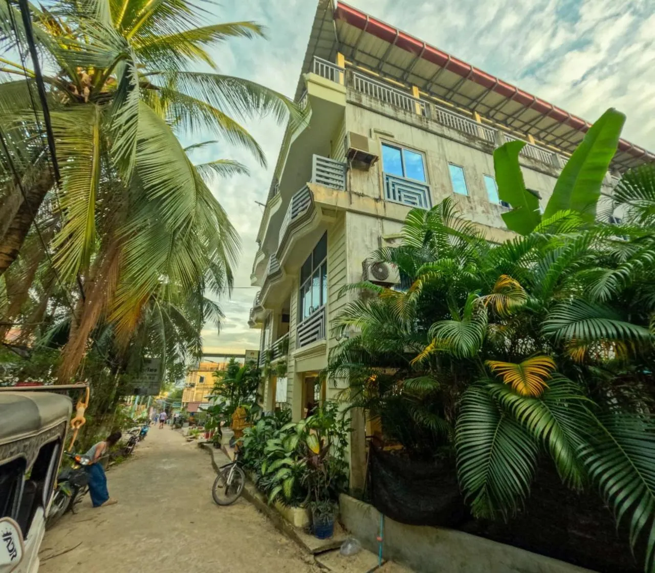 Property building in Sok Heng Guesthouse