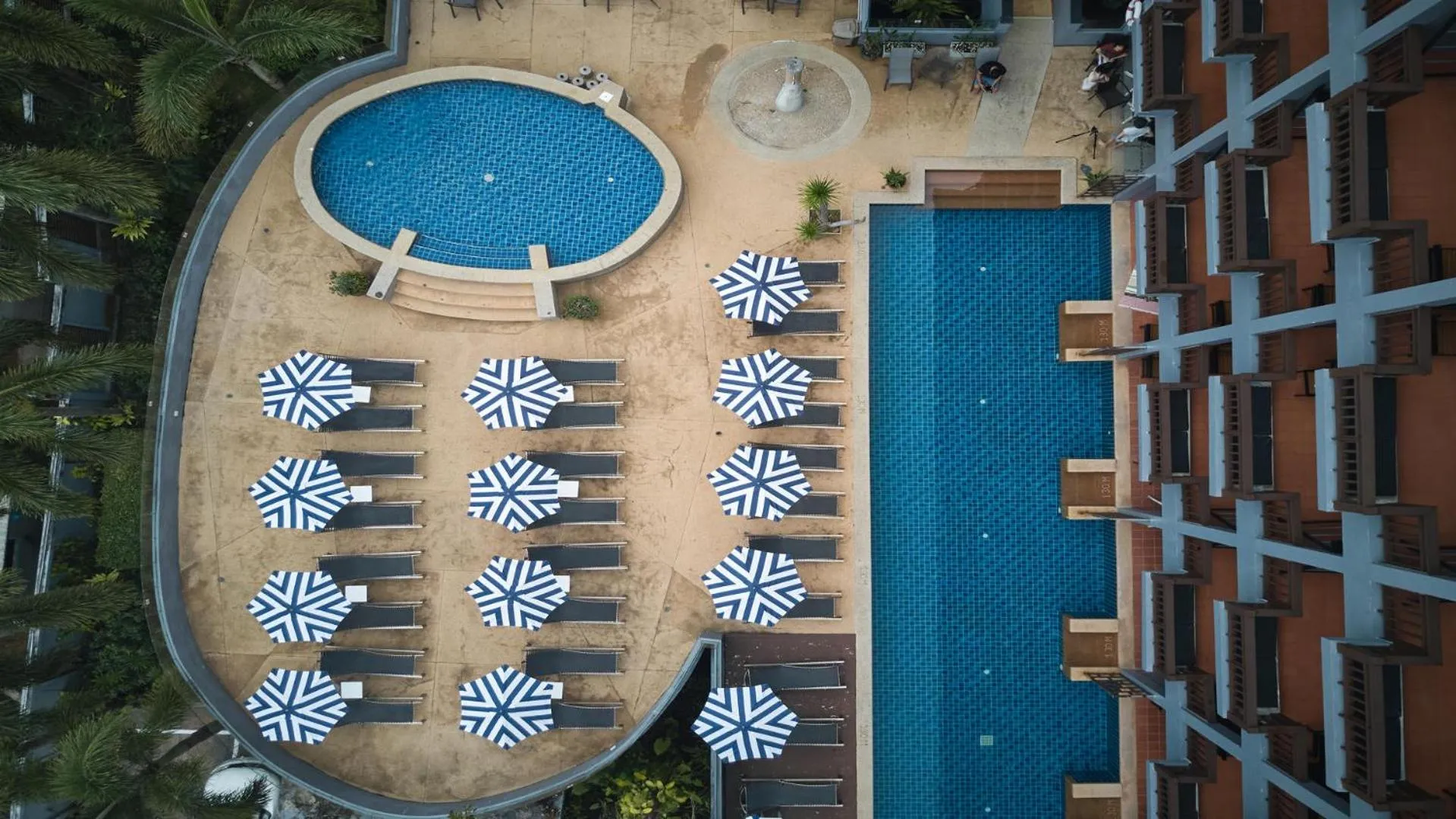 Swimming pool in Krabi Chada Resort
