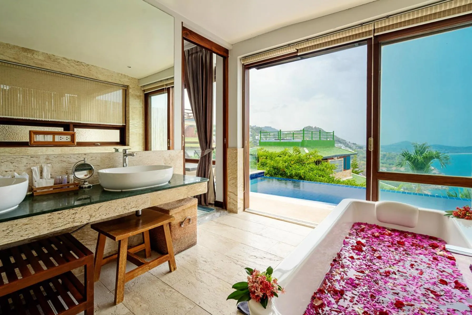 Bathroom in Sandalwood Luxury Villa Resort