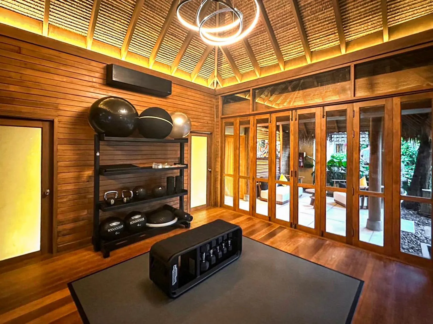 Area and facilities in Buri Rasa Village Samui Adults Only