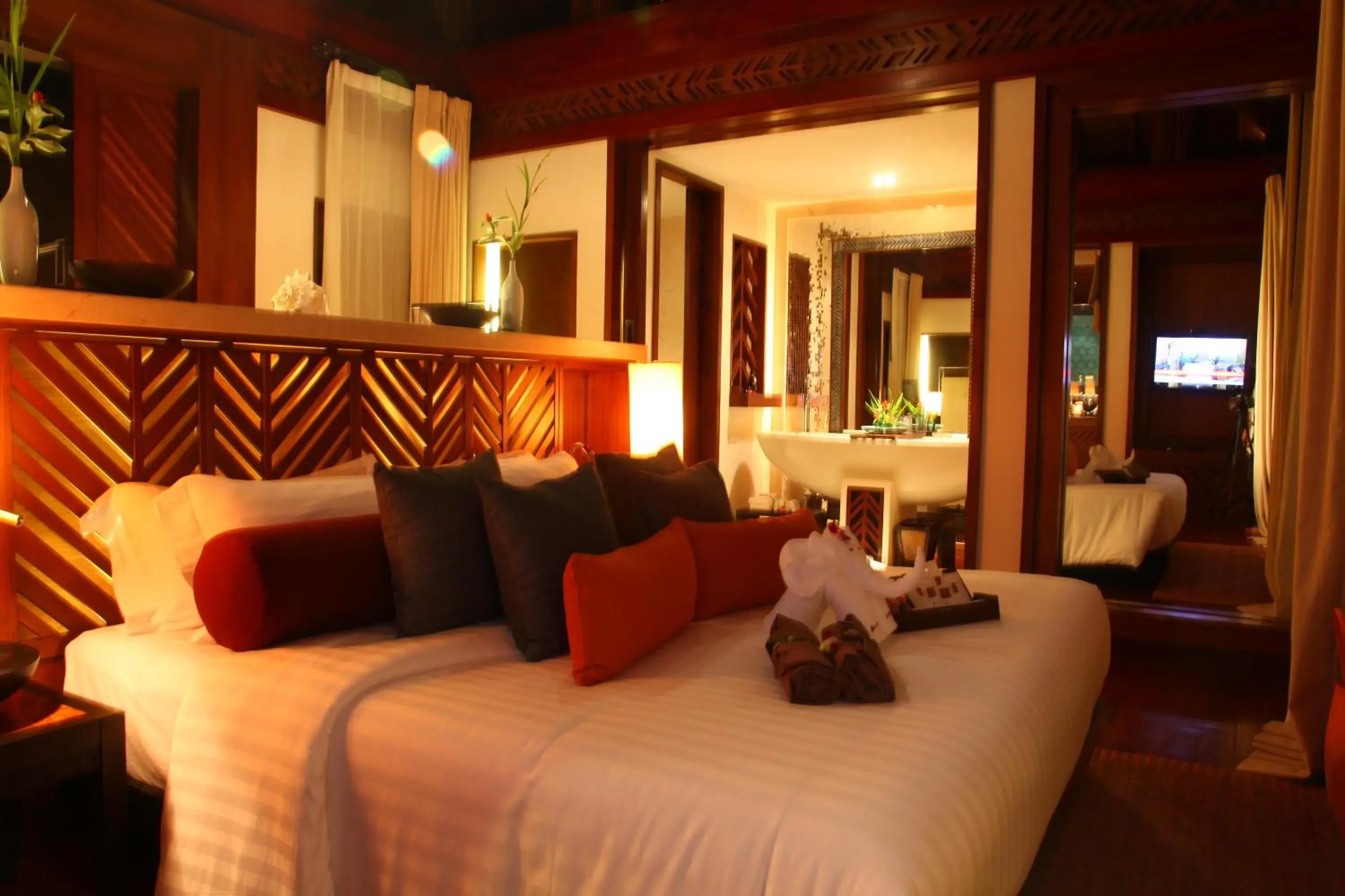Bed in Mai Samui Beach Resort & Spa - SHA Plus Bed in Mai Samui Beach Resort & Spa - SHA Plus
