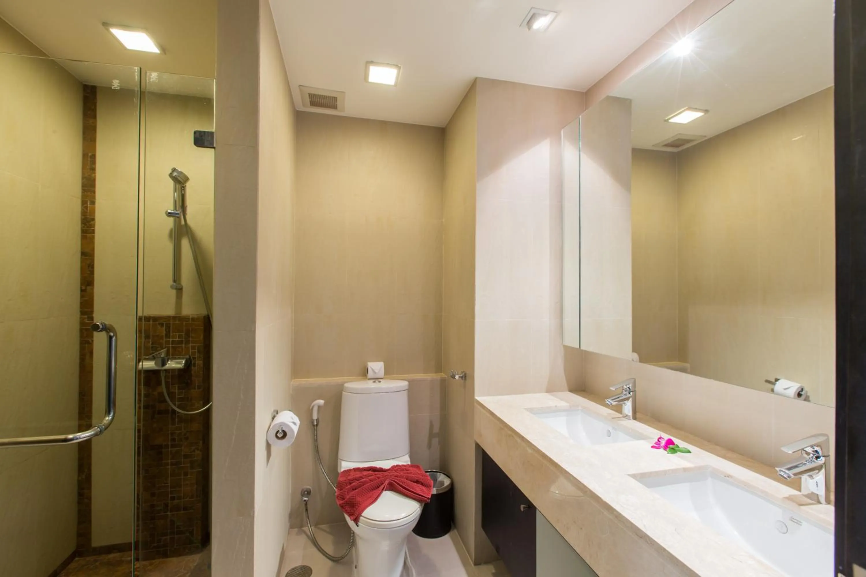 Toilet in The Palms, Kamala Beach - SHA Extra Plus