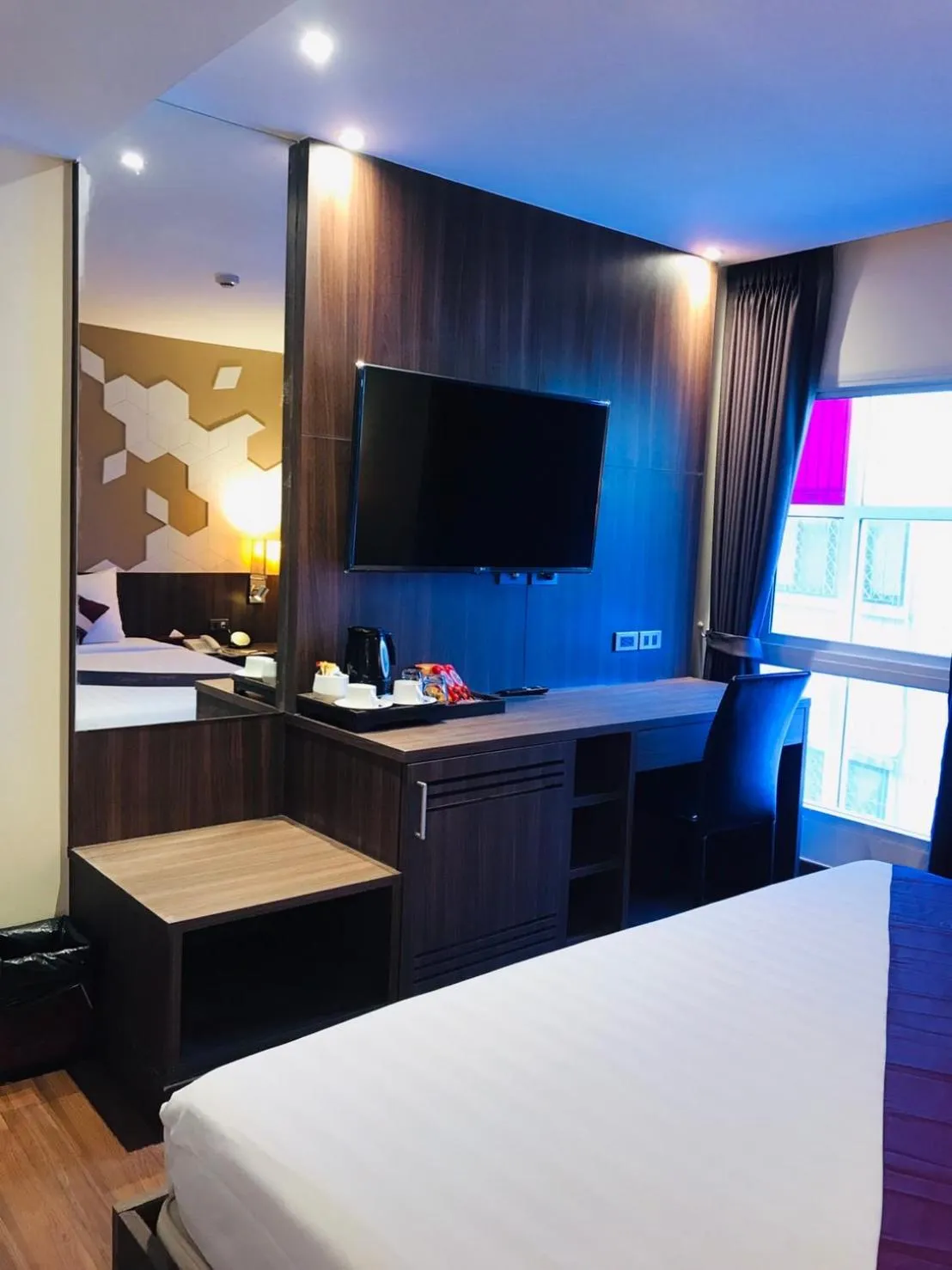 Bed in Paradiso Boutique Suites