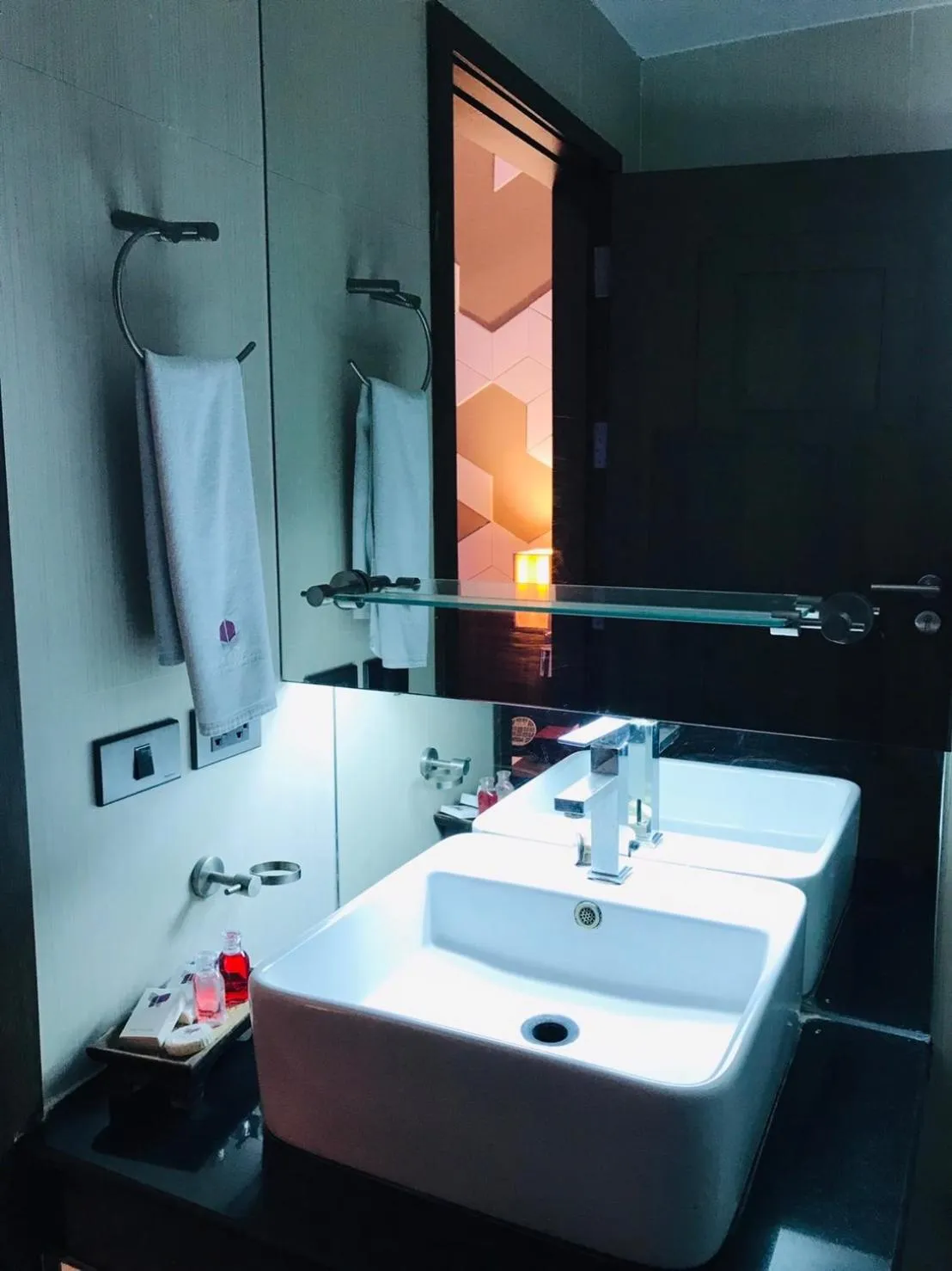 Paradiso Boutique Suites