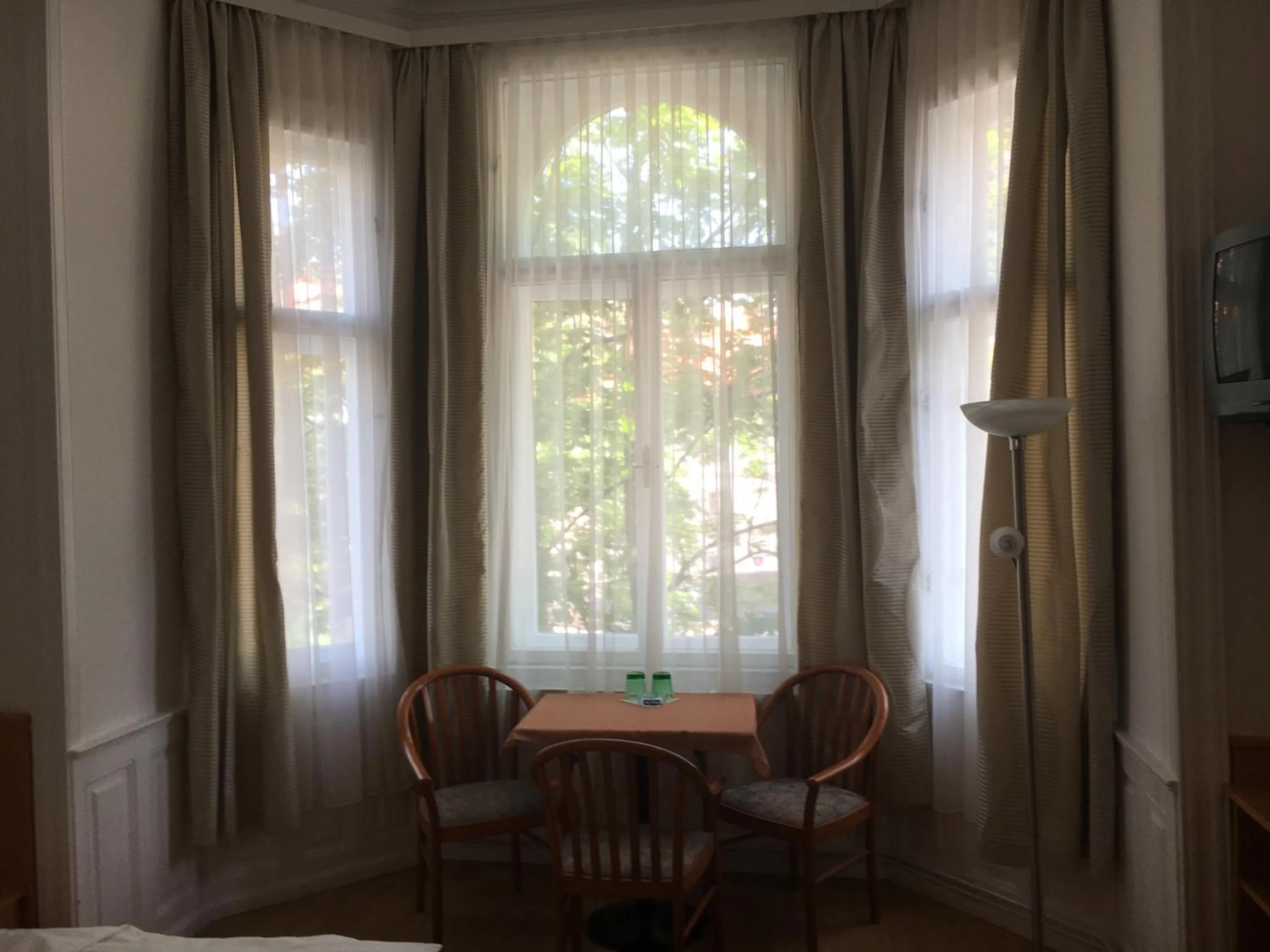 Seating area in Pension Ani-Falstaff