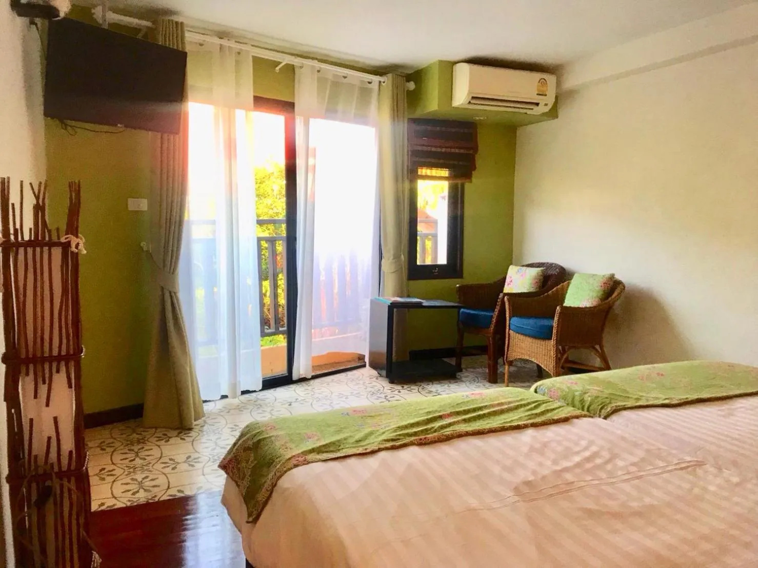 Bed in Vacation Village Phra Nang Inn - SHA Extra Plus