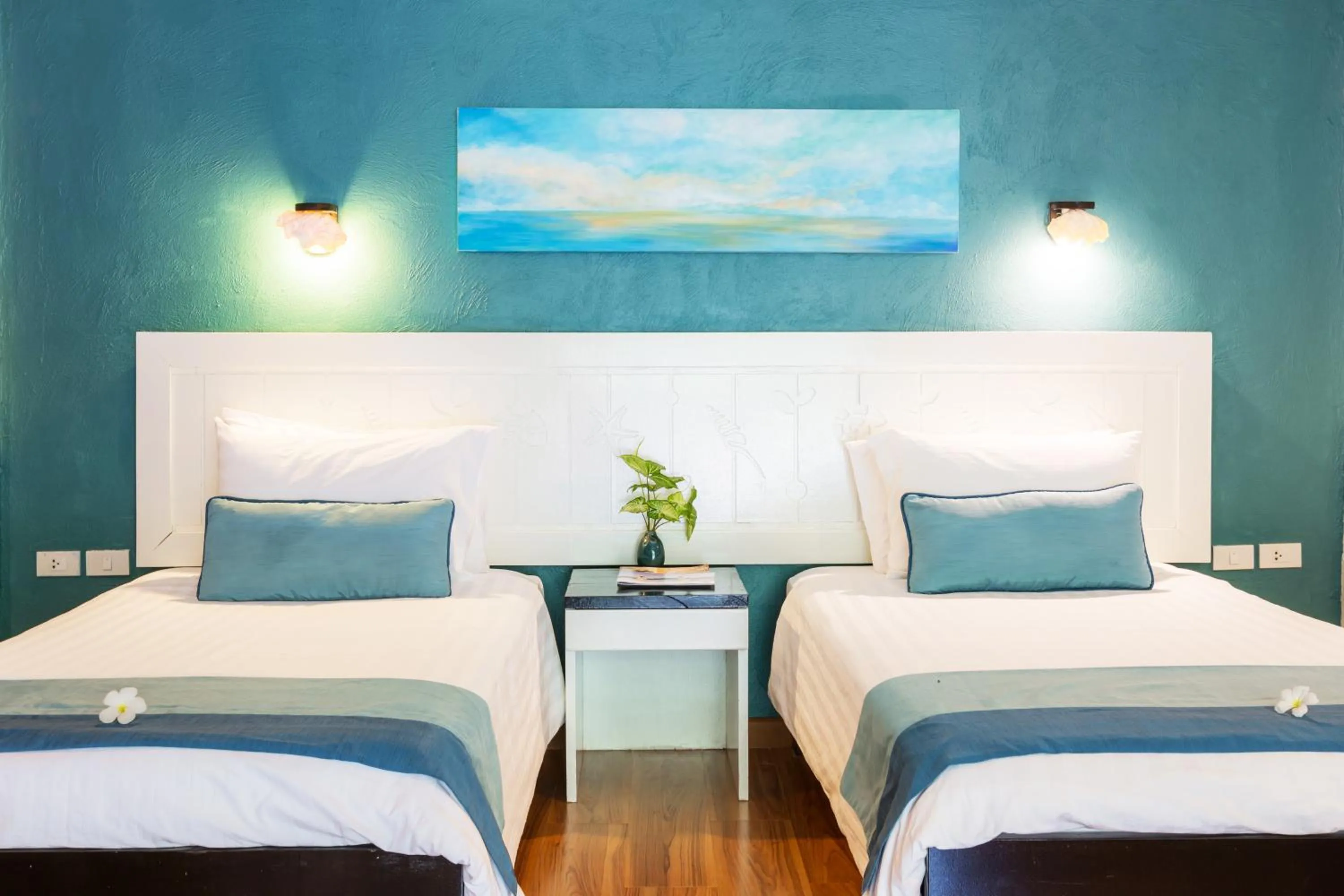 Bed in Vacation Village Phra Nang Inn - SHA Extra Plus