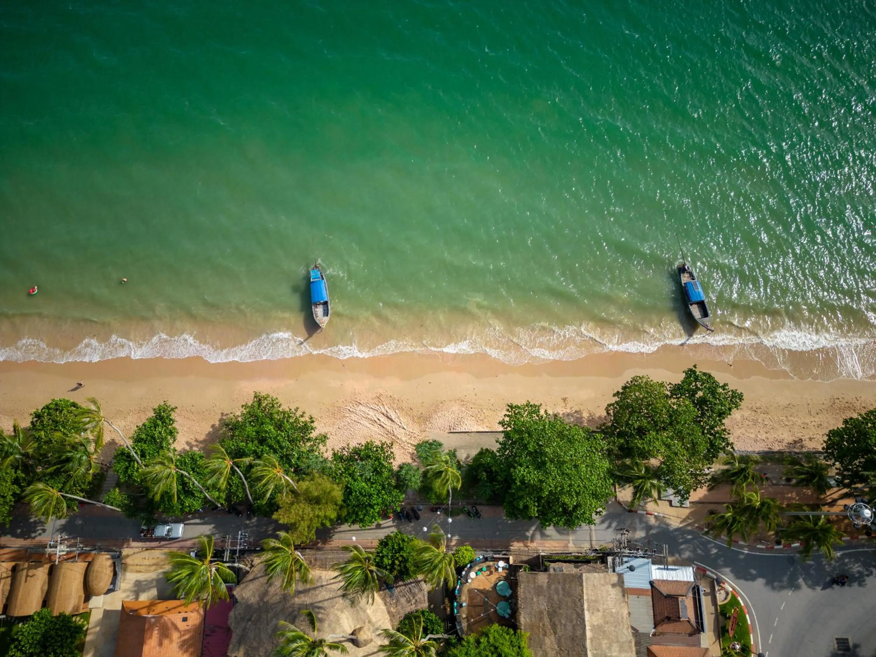 Beach in Vacation Village Phra Nang Inn - SHA Extra Plus