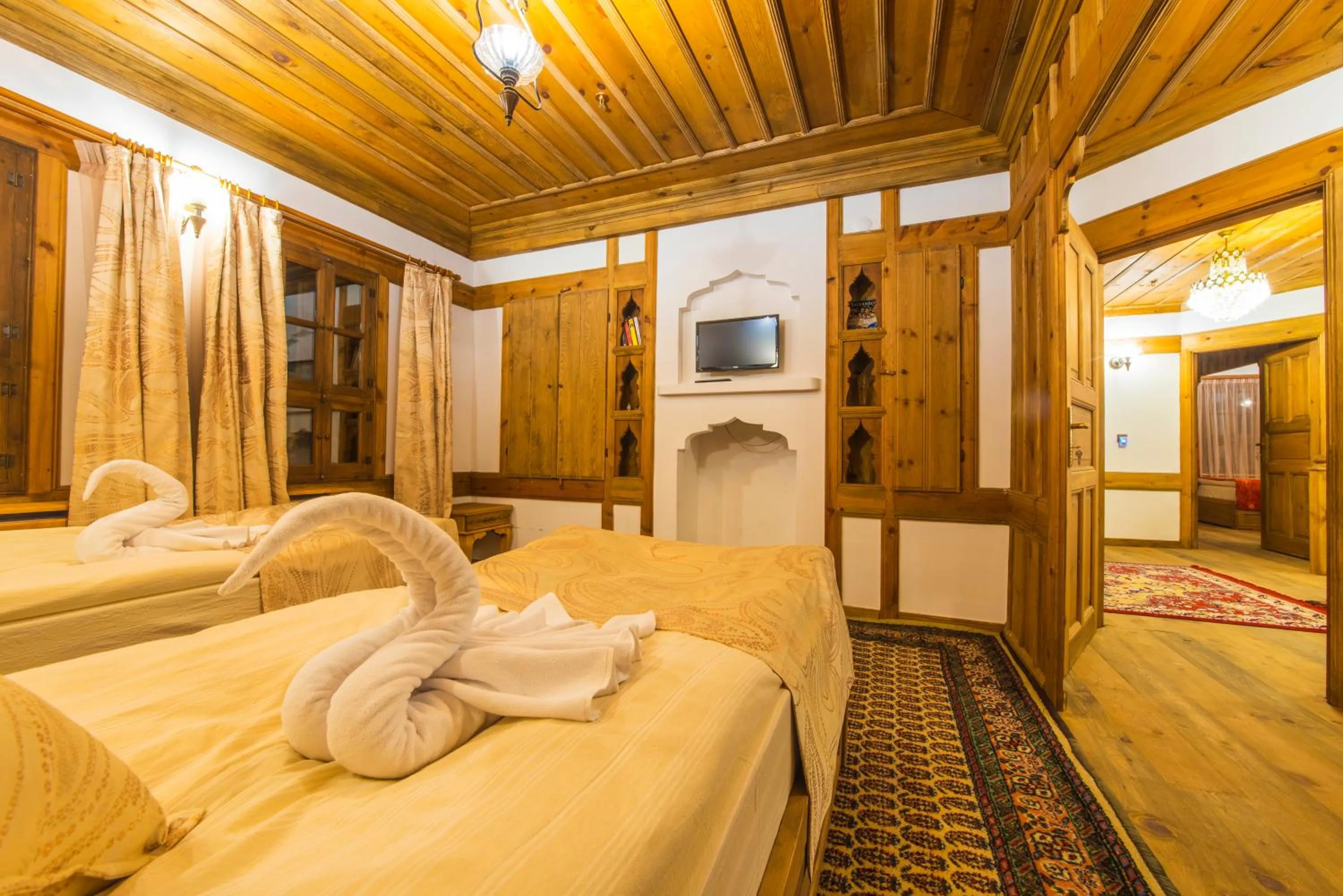 Shower, Bed in Akbulut Konak