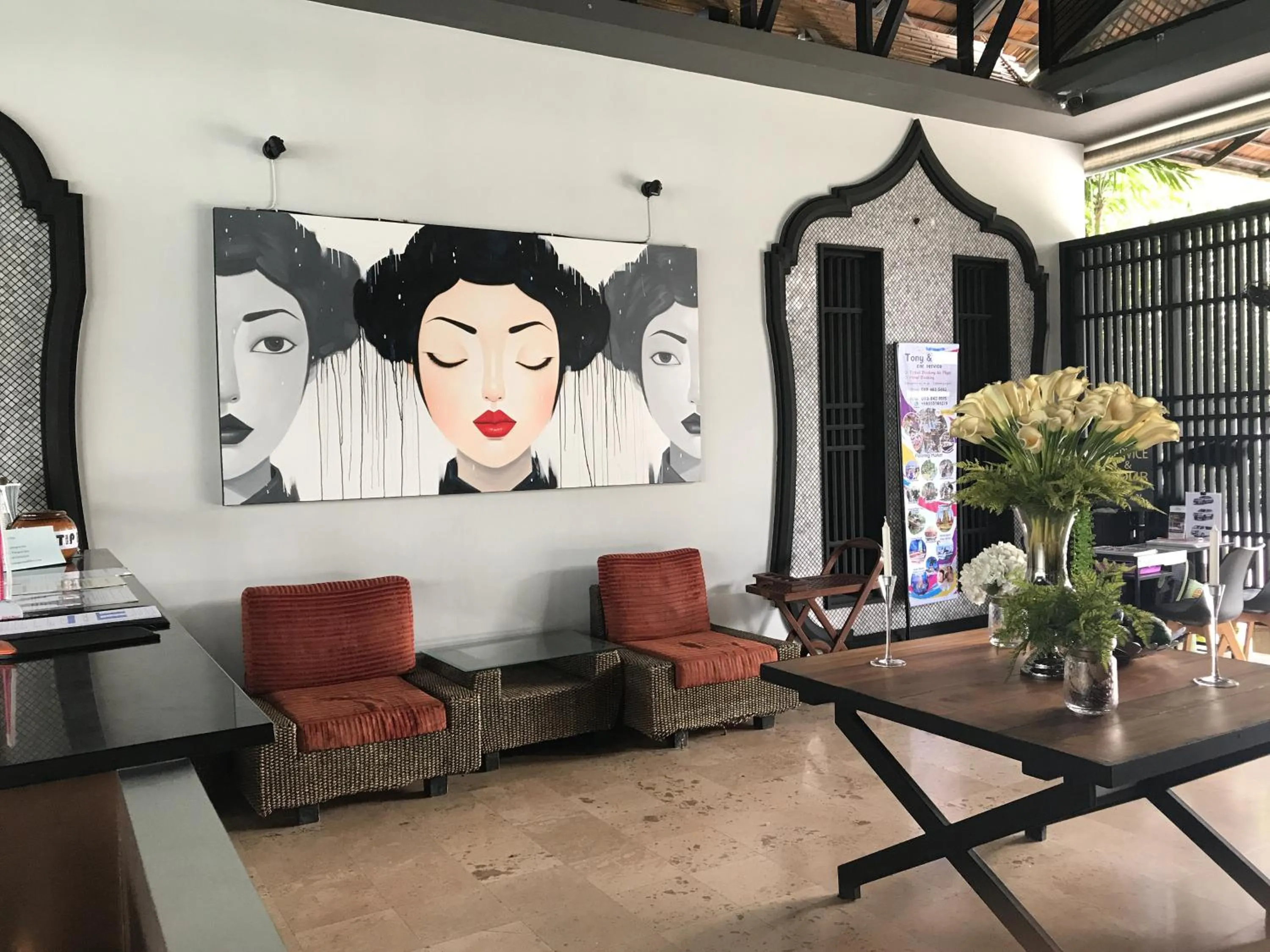 Lobby or reception in Paragon Inn