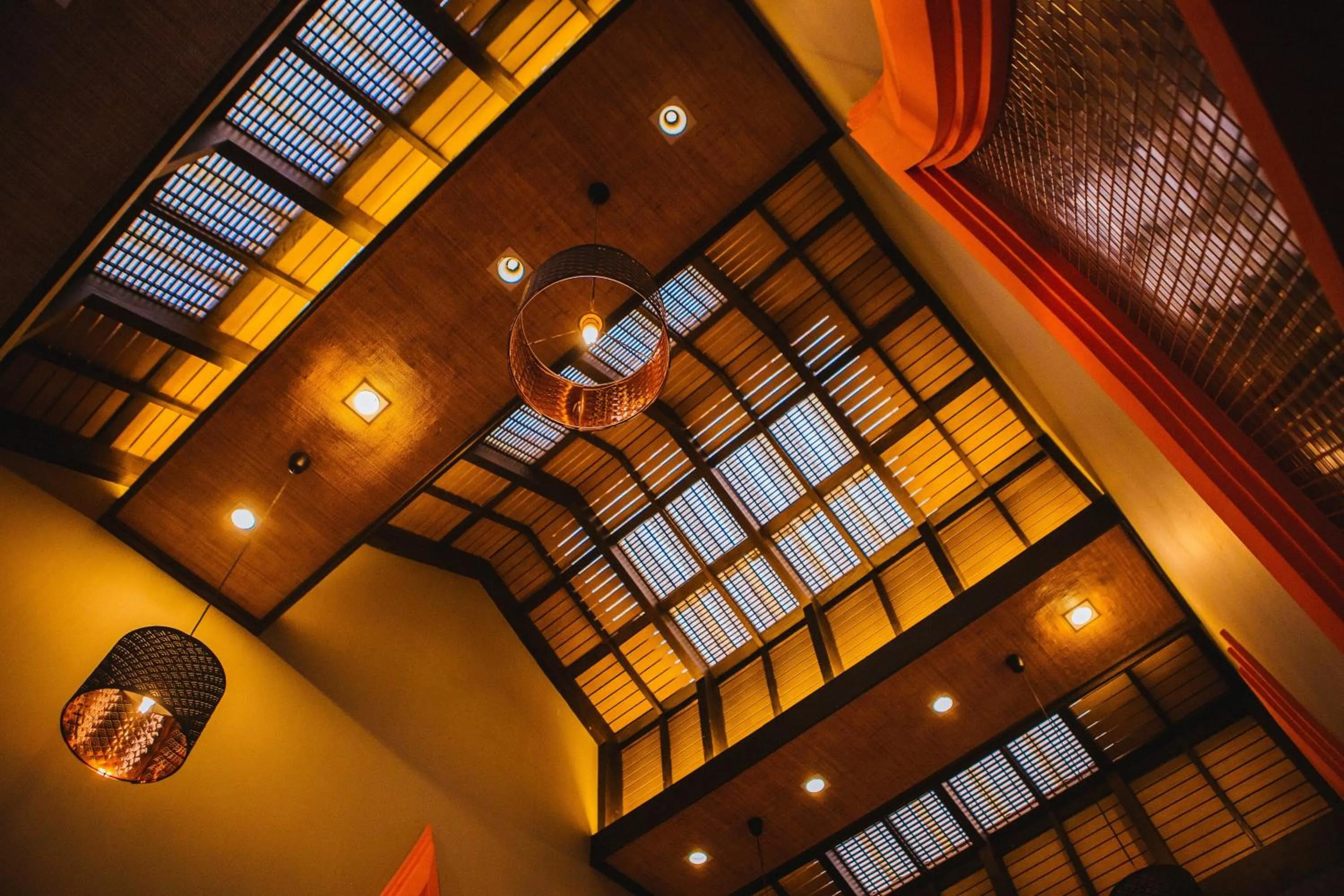 Decorative detail in Paragon Inn