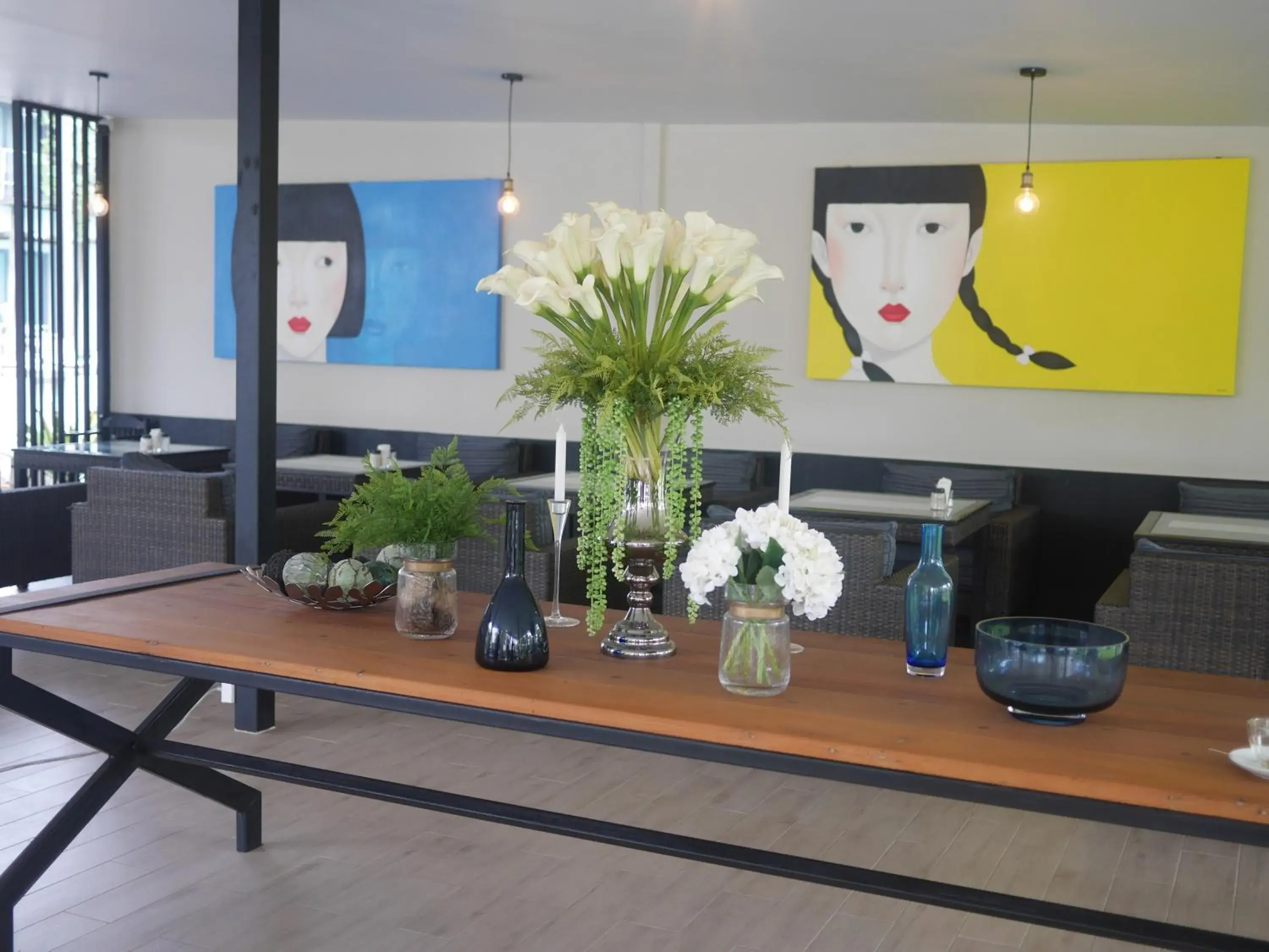 Restaurant/places to eat in Paragon Inn Restaurant/places to eat in Paragon Inn