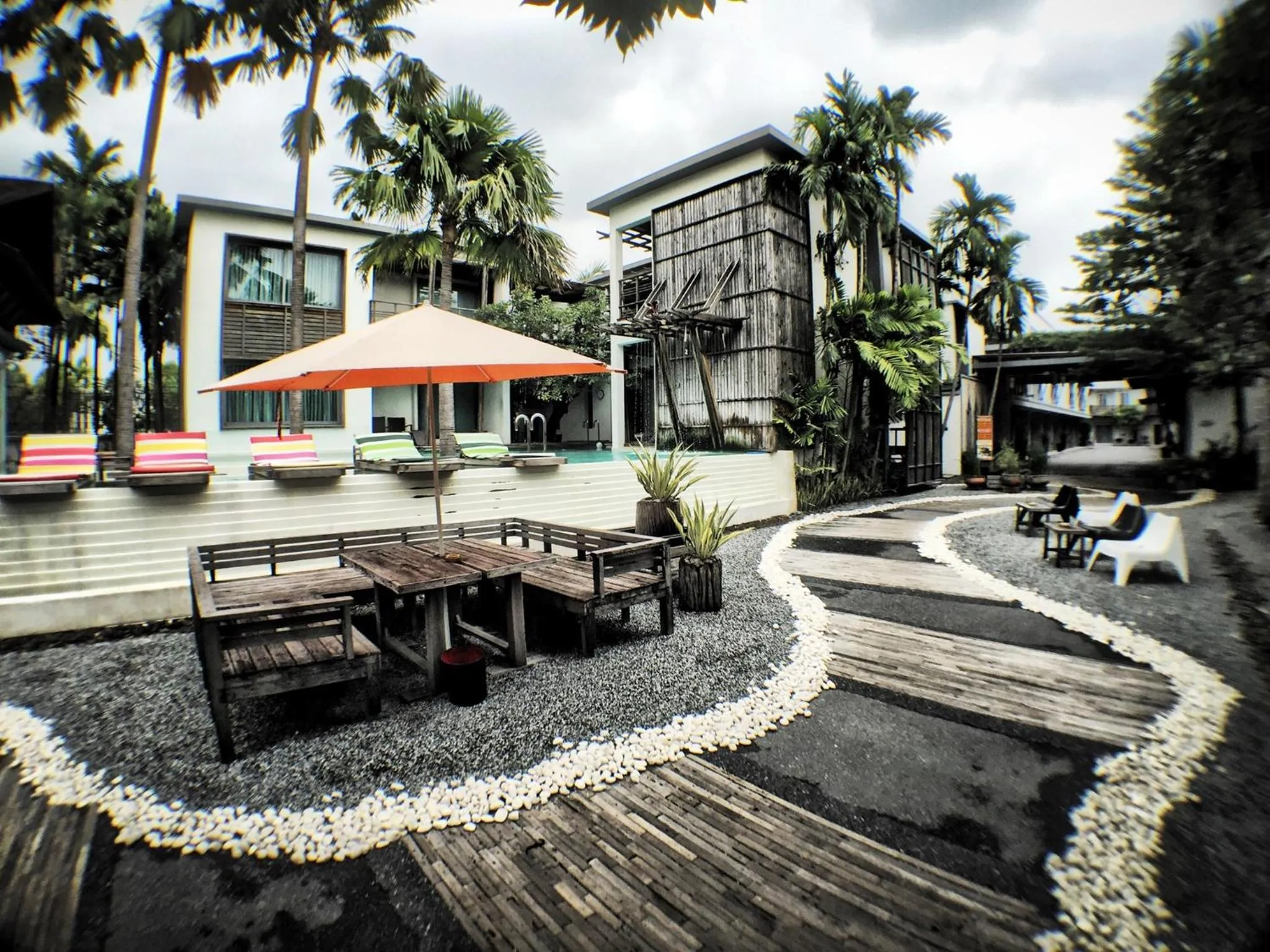 Patio in Paragon Inn