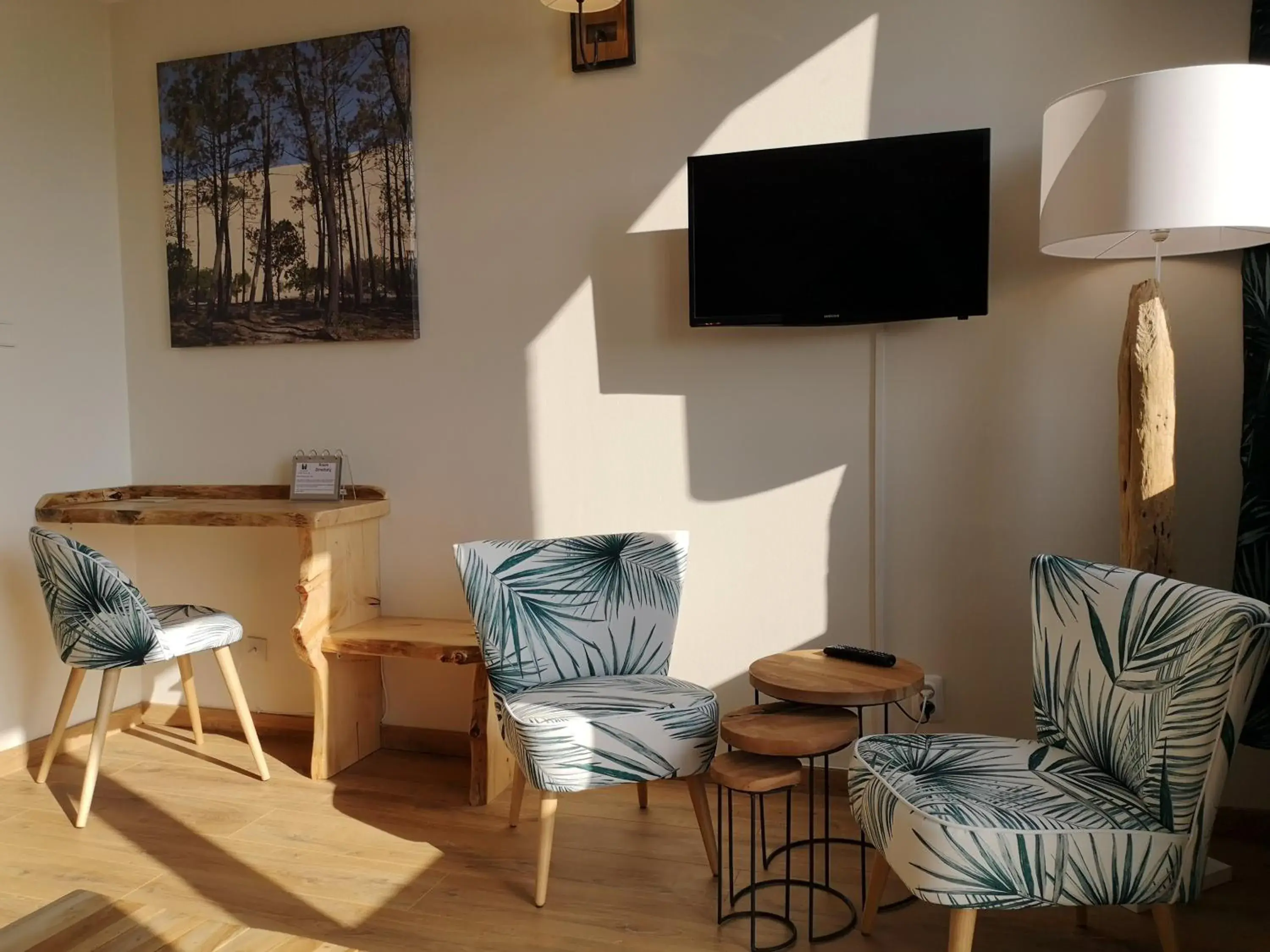 Bedroom in Pey La Tour - Logis Hôtels & Restaurant Bedroom in Pey La Tour - Logis Hôtels & Restaurant