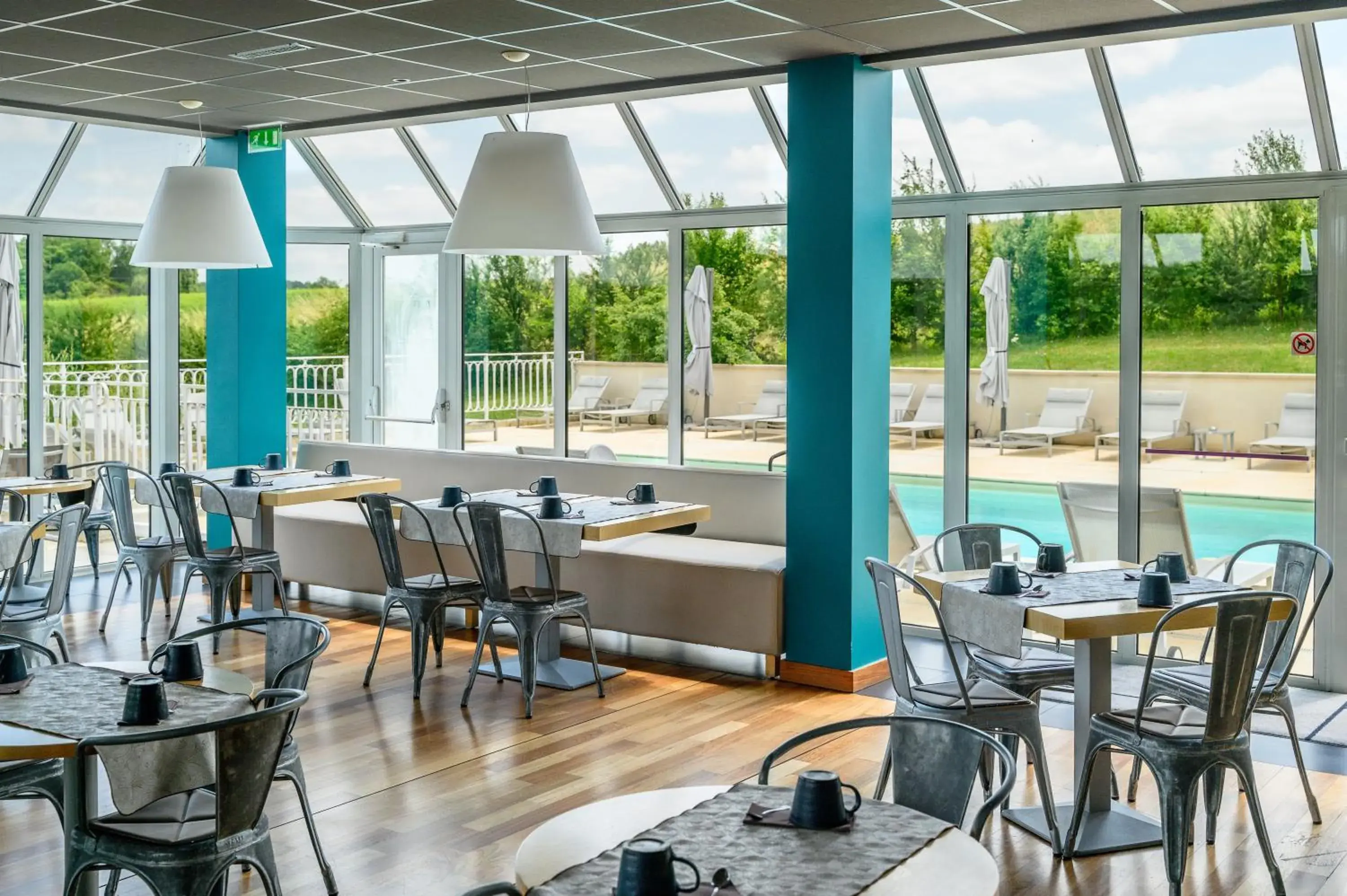 Buffet breakfast in Pey La Tour - Logis Hôtels & Restaurant Buffet breakfast in Pey La Tour - Logis Hôtels & Restaurant