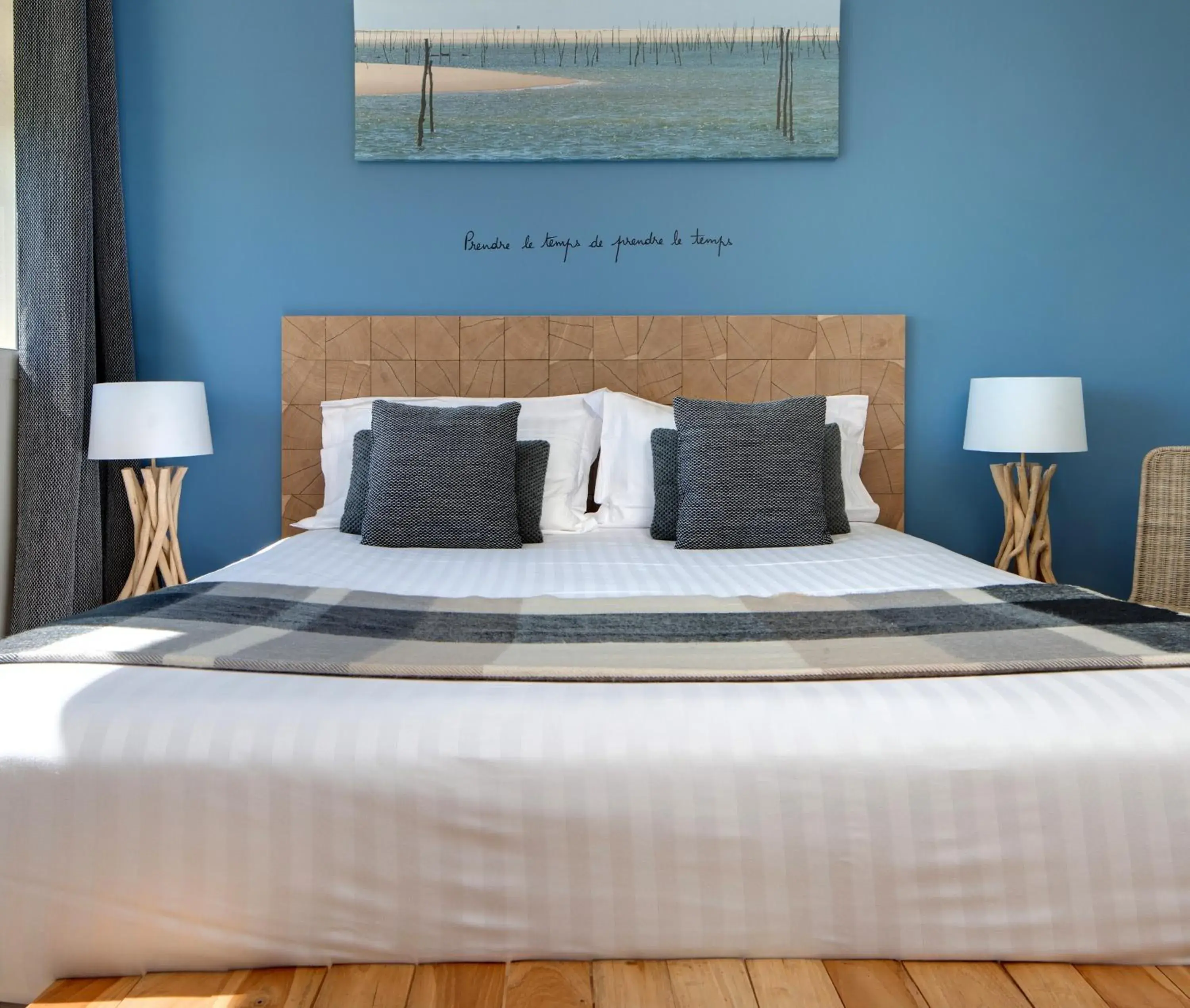 Bed in Pey La Tour - Logis Hôtels & Restaurant Bed in Pey La Tour - Logis Hôtels & Restaurant