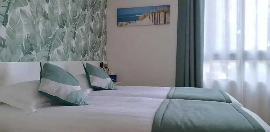 Bedroom, Bed in Pey La Tour - Logis Hôtels & Restaurant Bedroom, Bed in Pey La Tour - Logis Hôtels & Restaurant