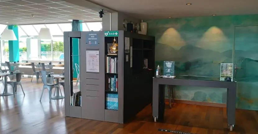 Lobby or reception in Pey La Tour - Logis Hôtels & Restaurant