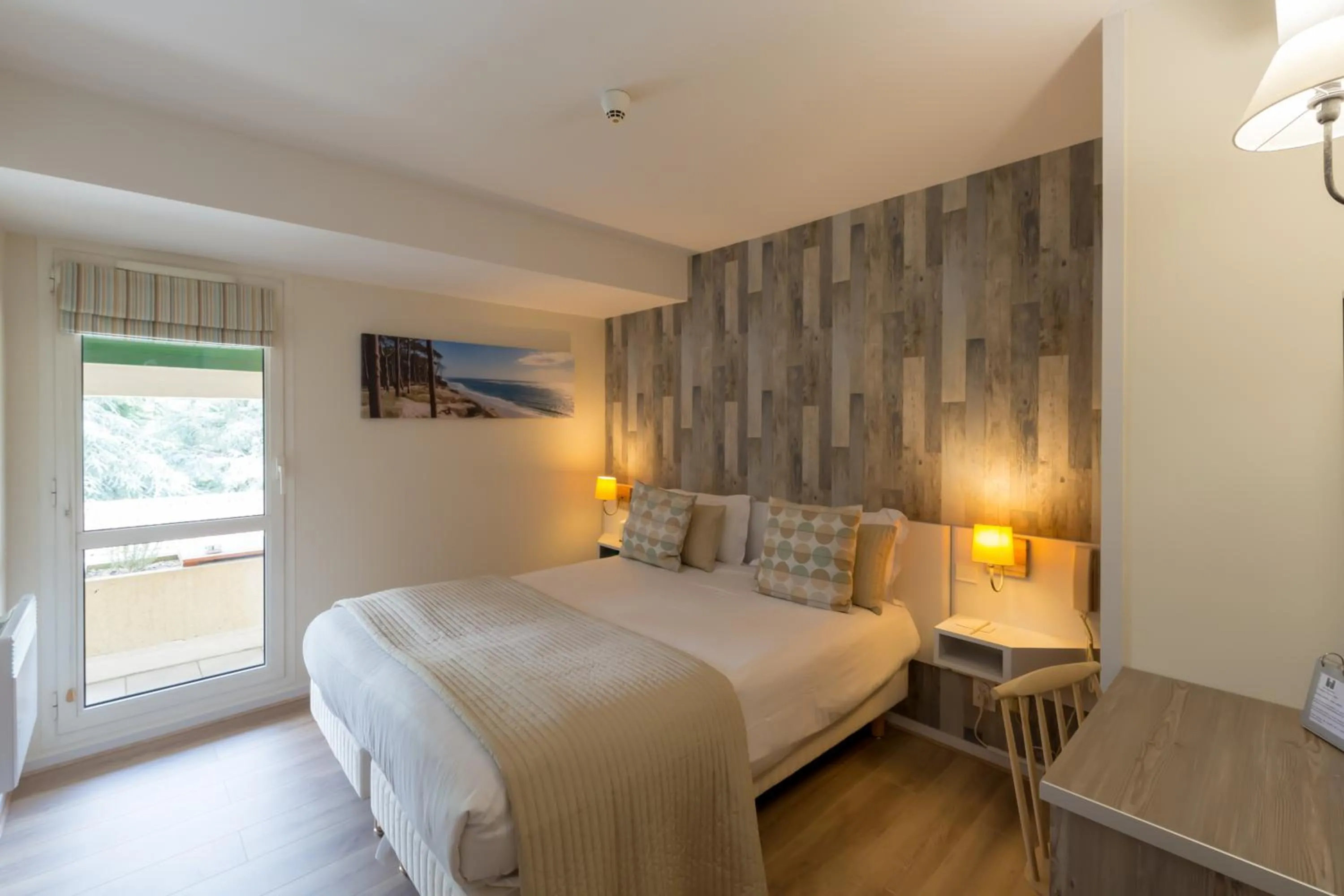 Photo of the whole room, Bed in Pey La Tour - Logis Hôtels & Restaurant