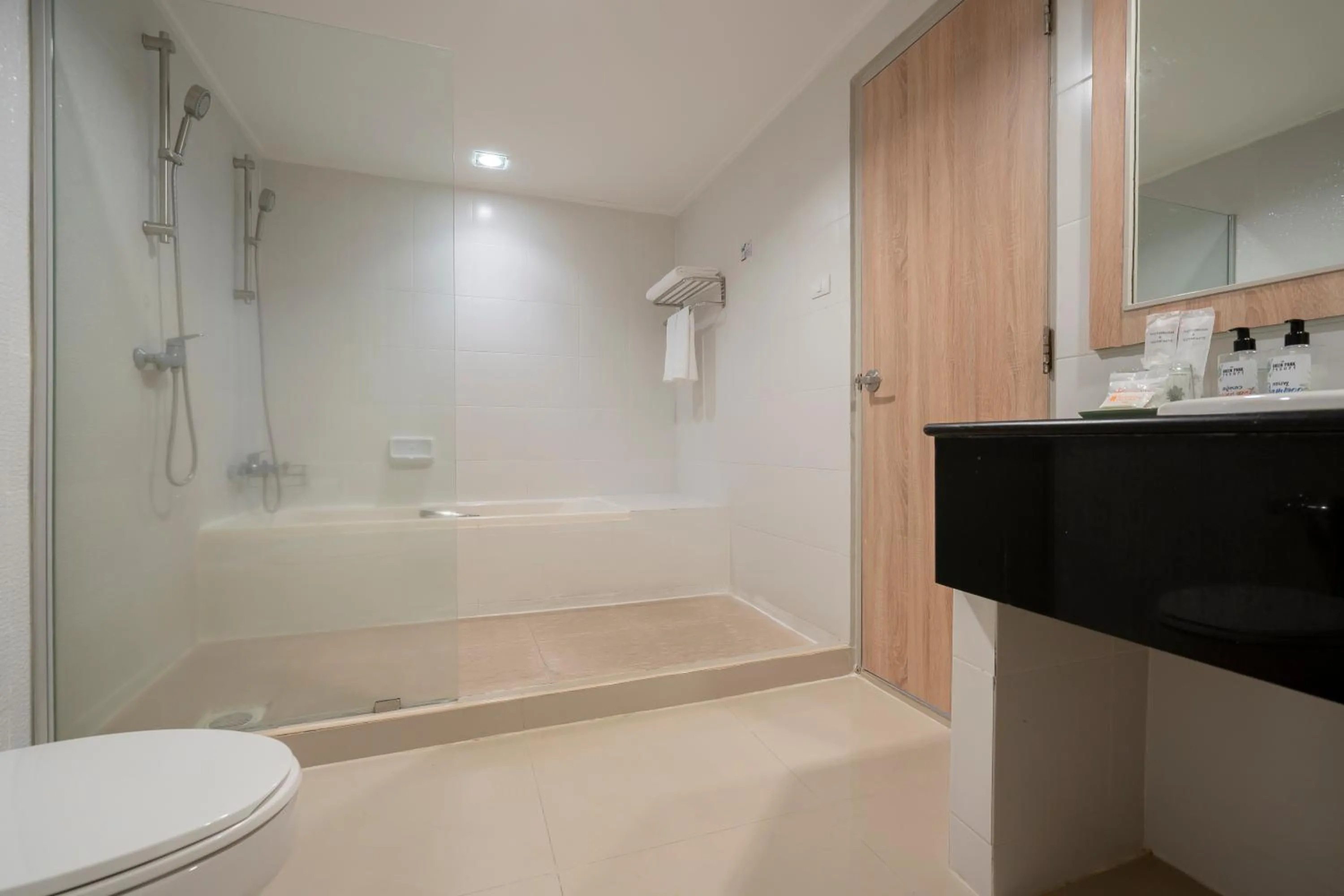 The Green Park Resort