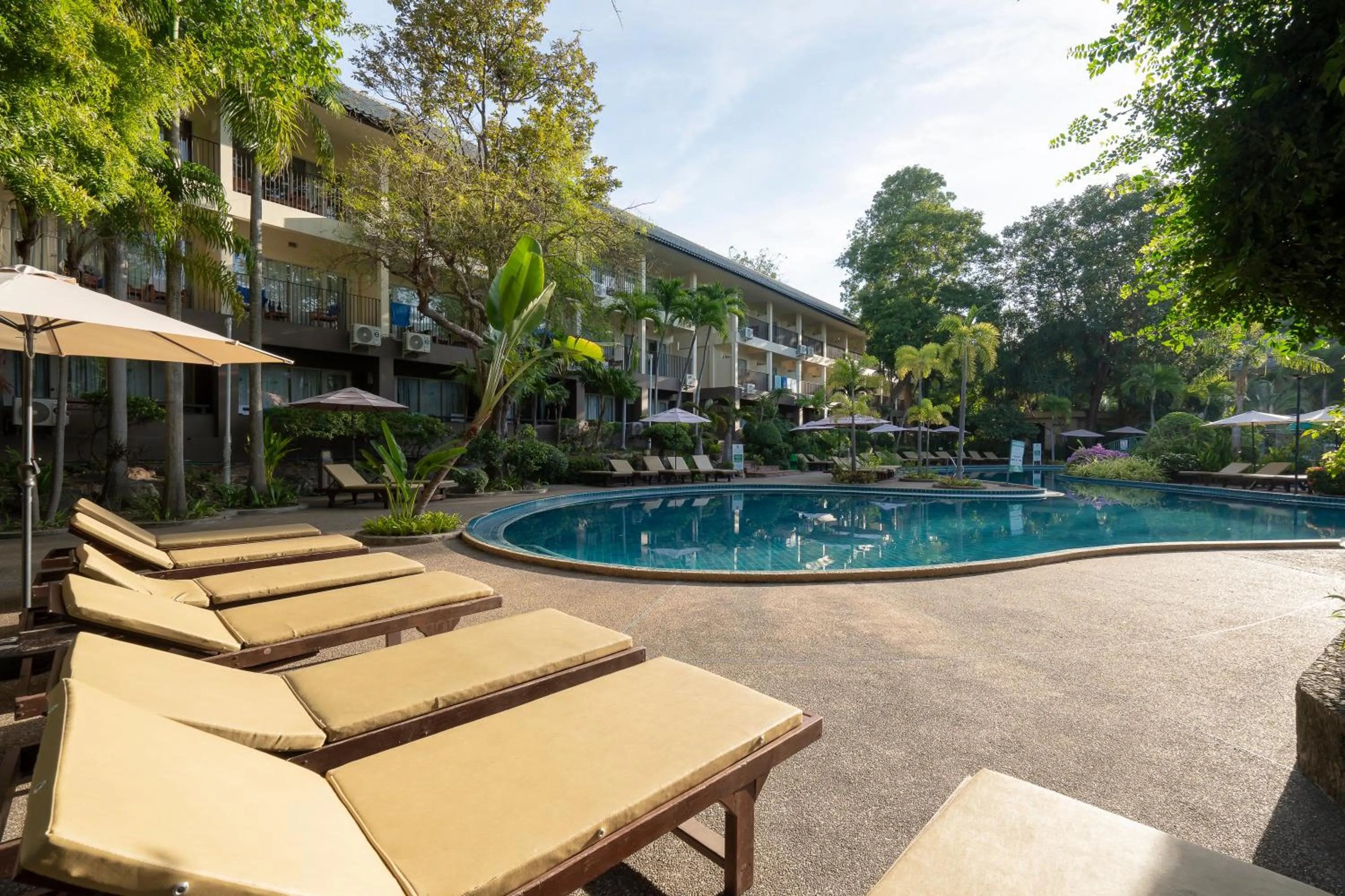 Swimming pool in The Green Park Resort