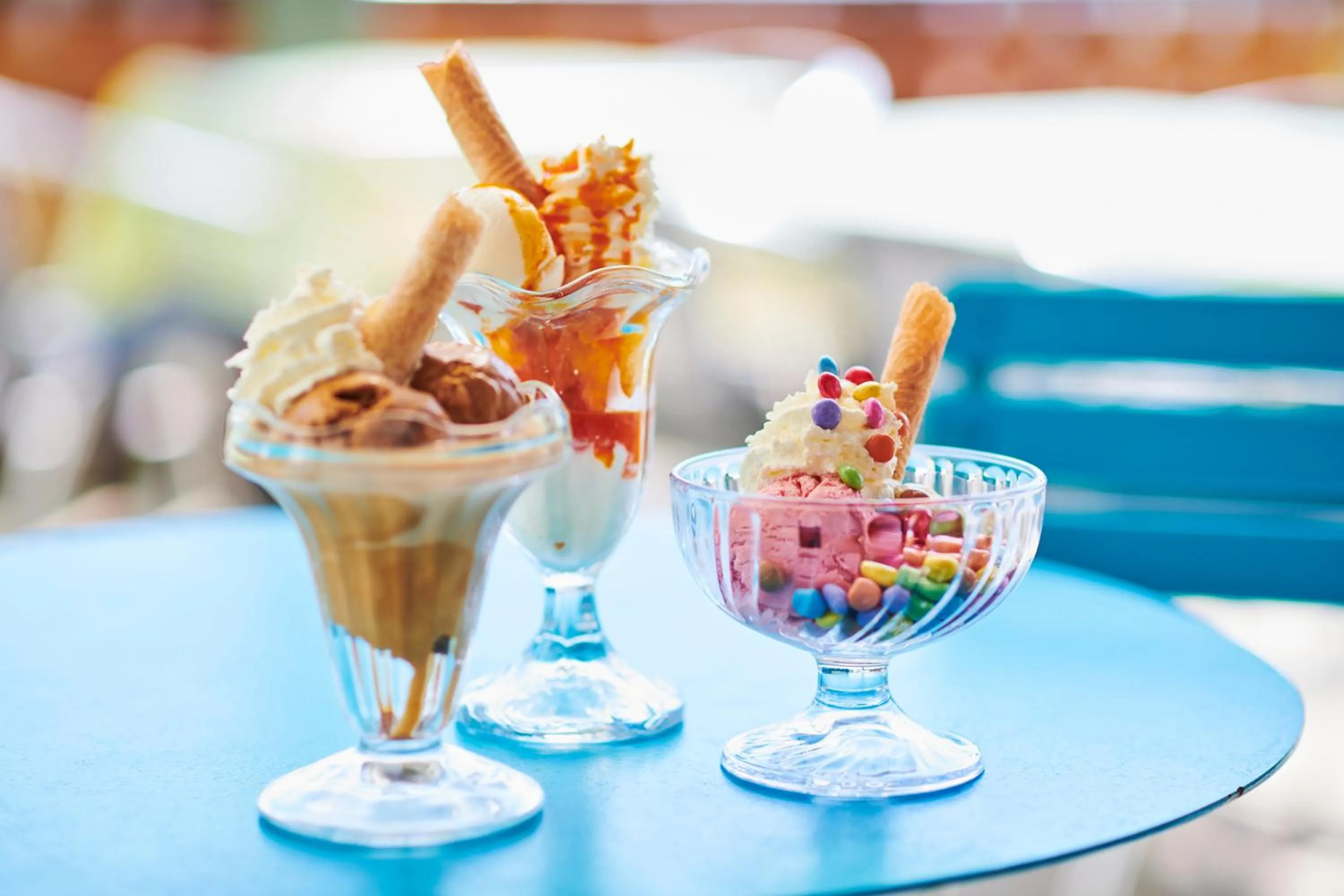 Restaurant/places to eat in Landhus Almens