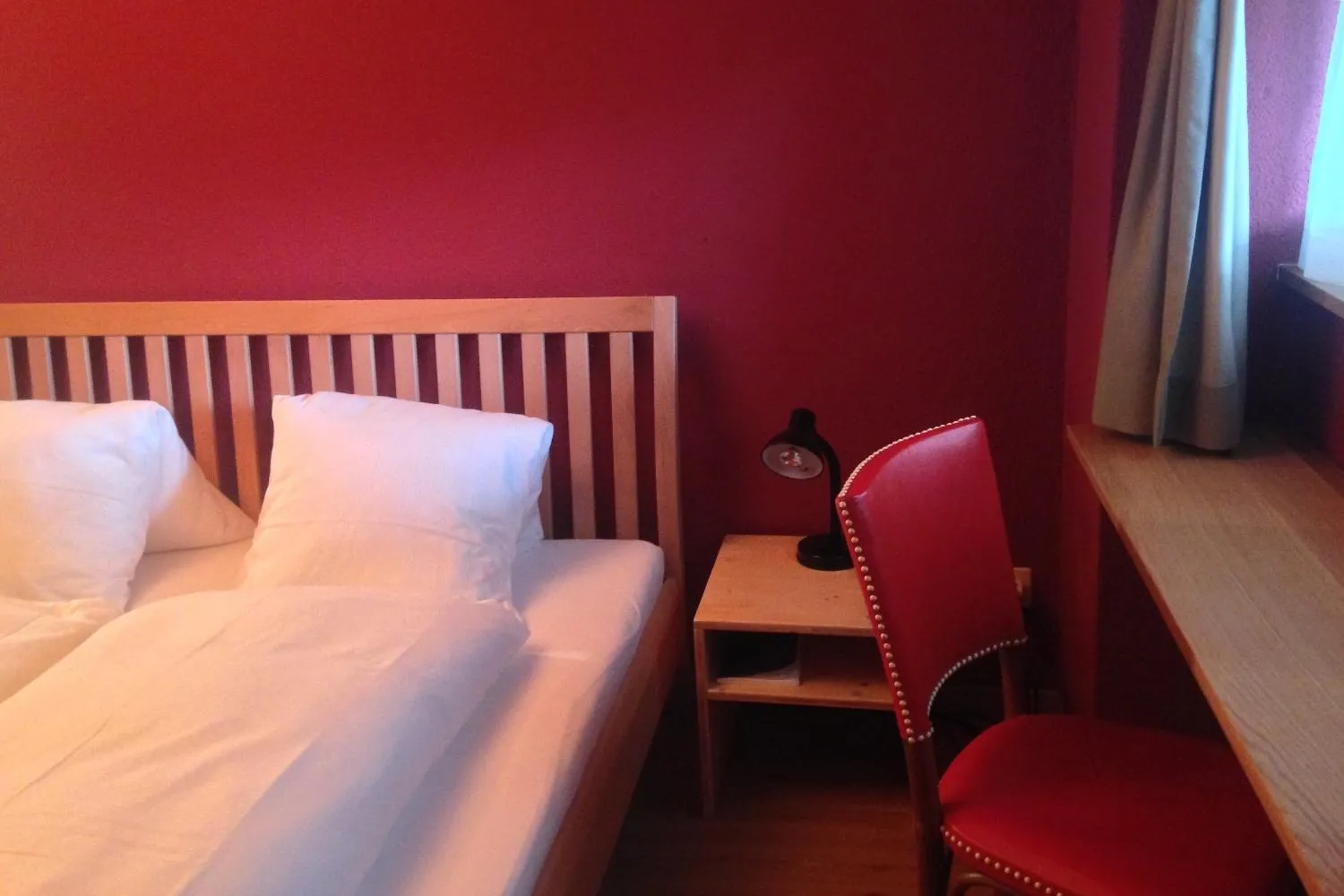 Photo of the whole room, Bed in Landhus Almens