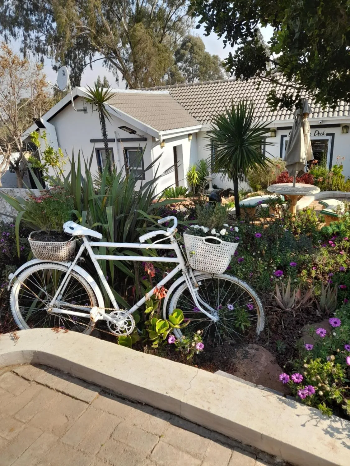 Property building in Bri-Shel Manor B&B