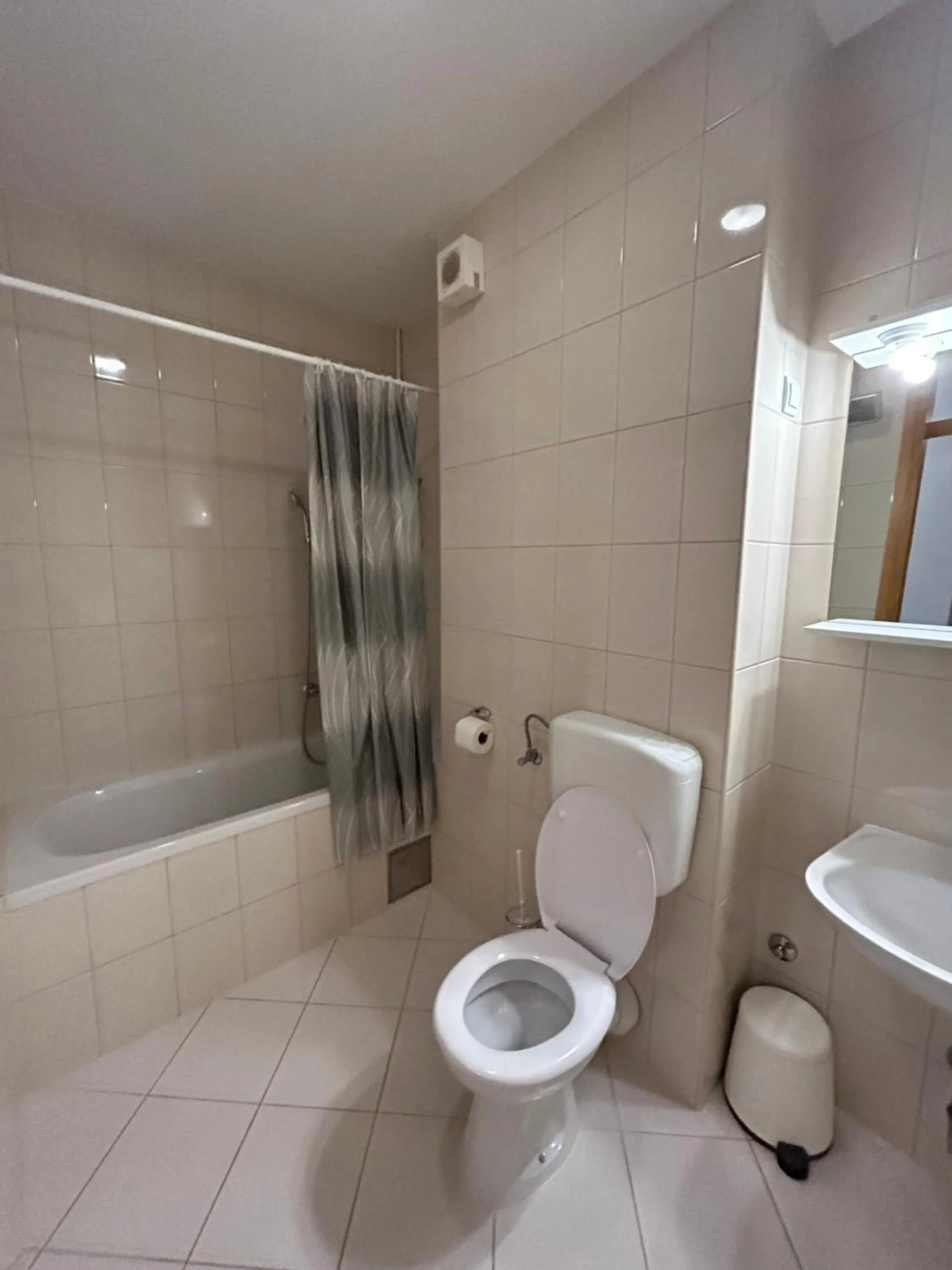 Shower in Apartment Antonia