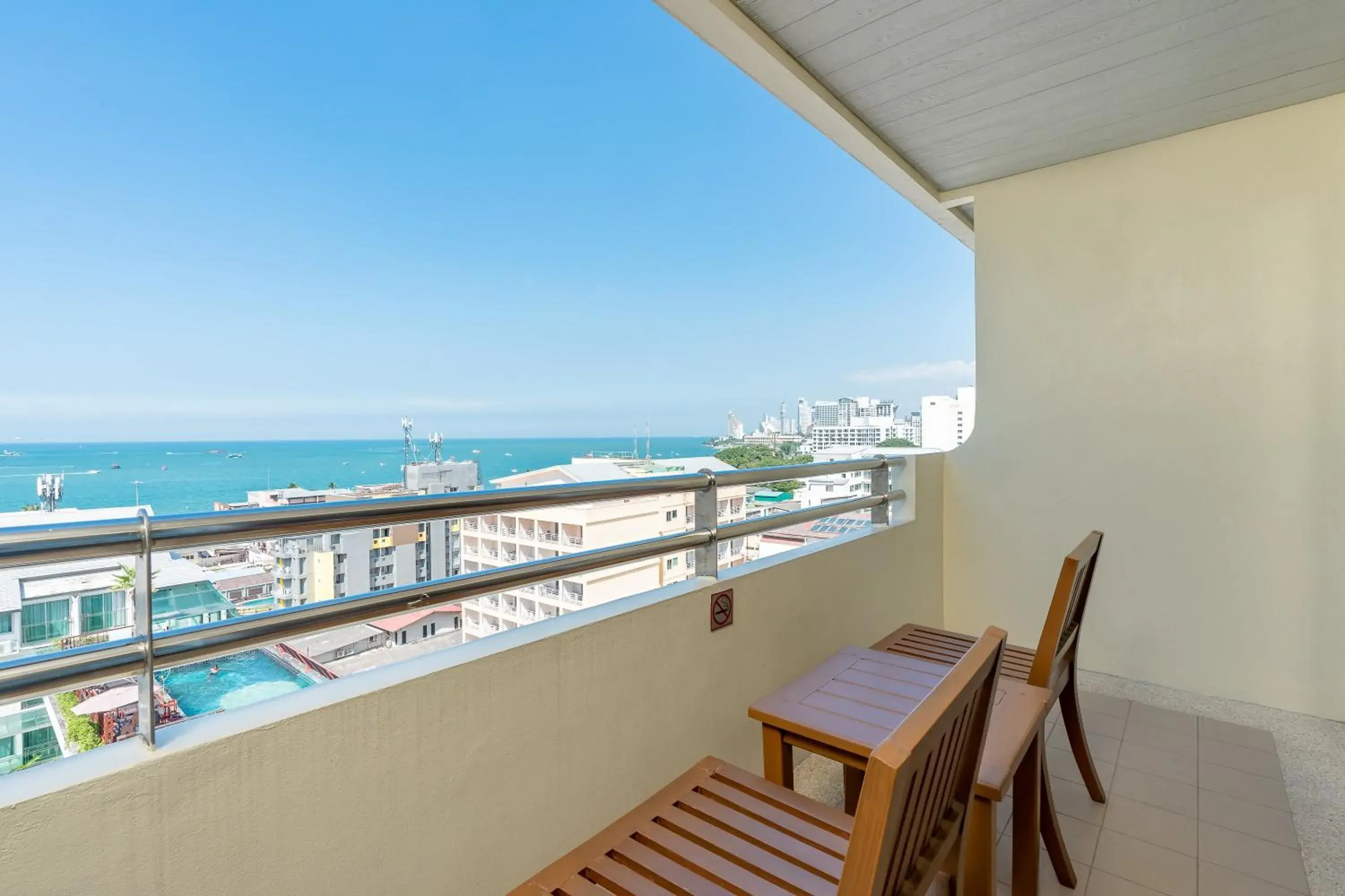 Seaview Room in Sunshine Hotel & Residences Seaview Room in Sunshine Hotel & Residences