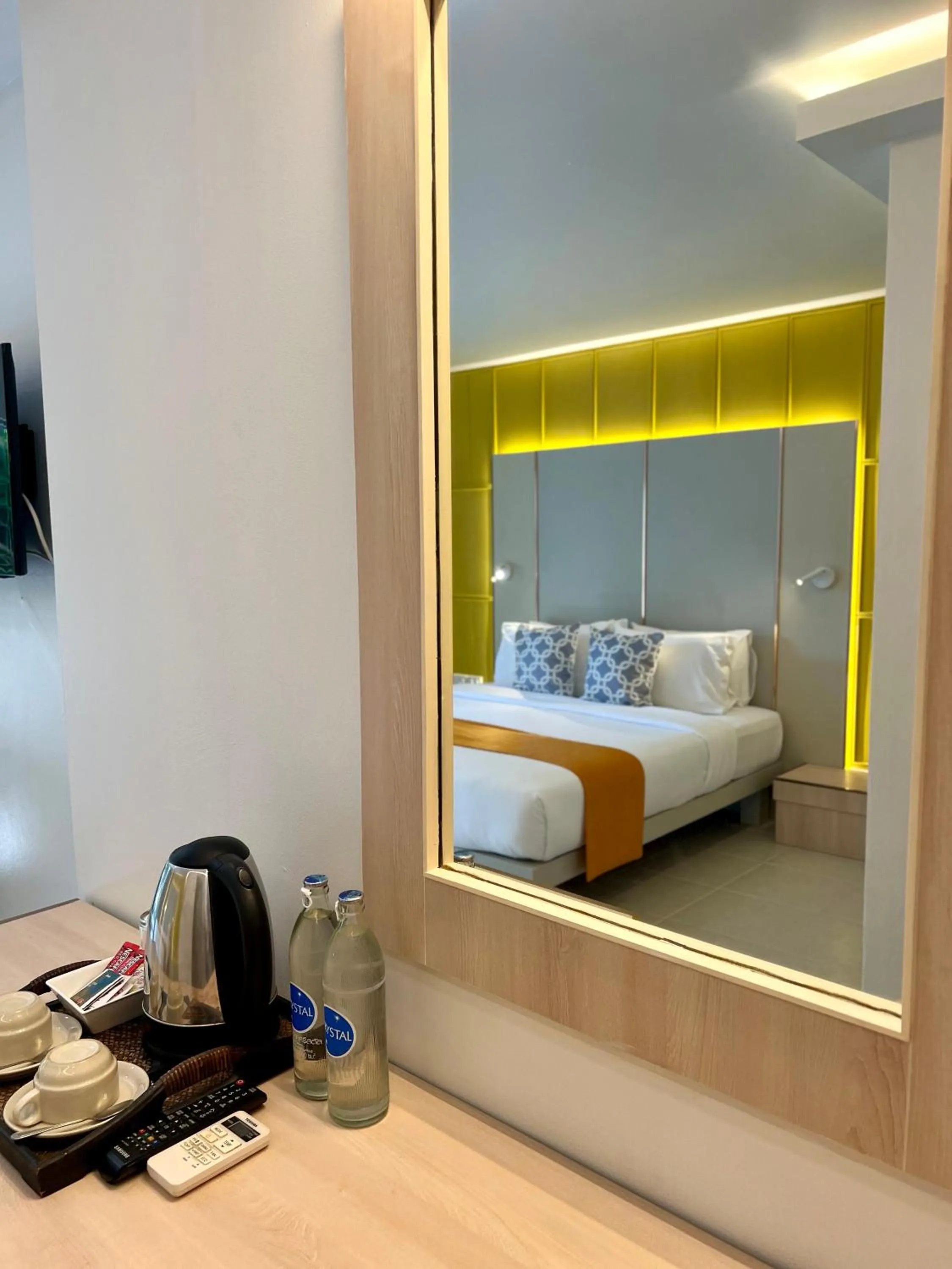 Bed in Sunshine Garden Resort