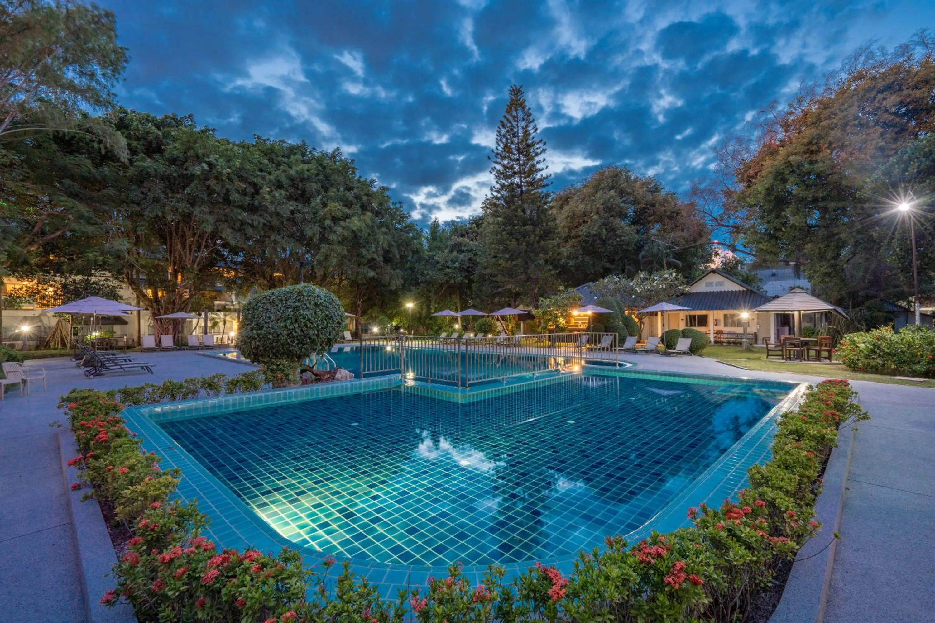 Sunshine Garden Resort