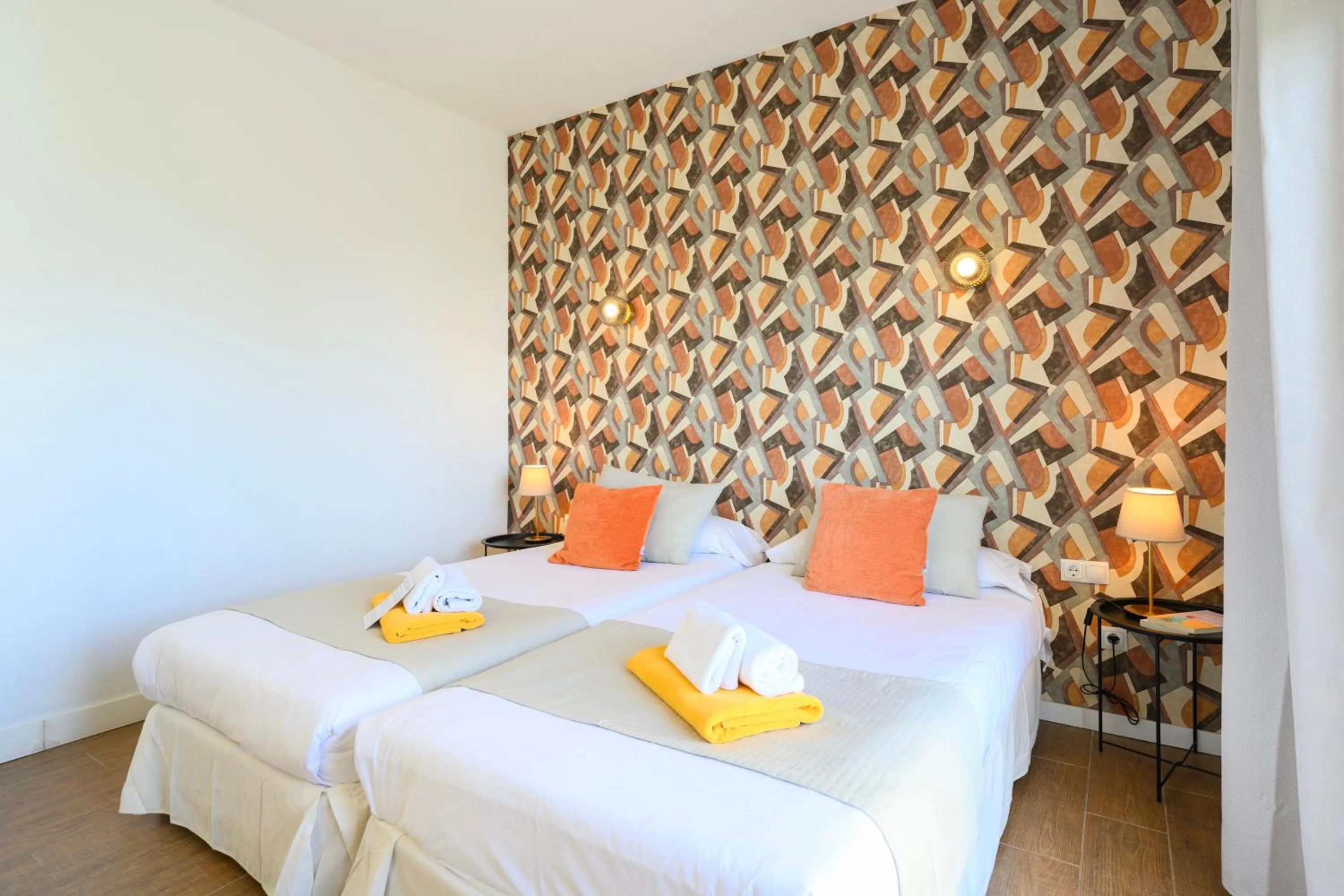 Bed in Bandama Golf Hotel by Airnest