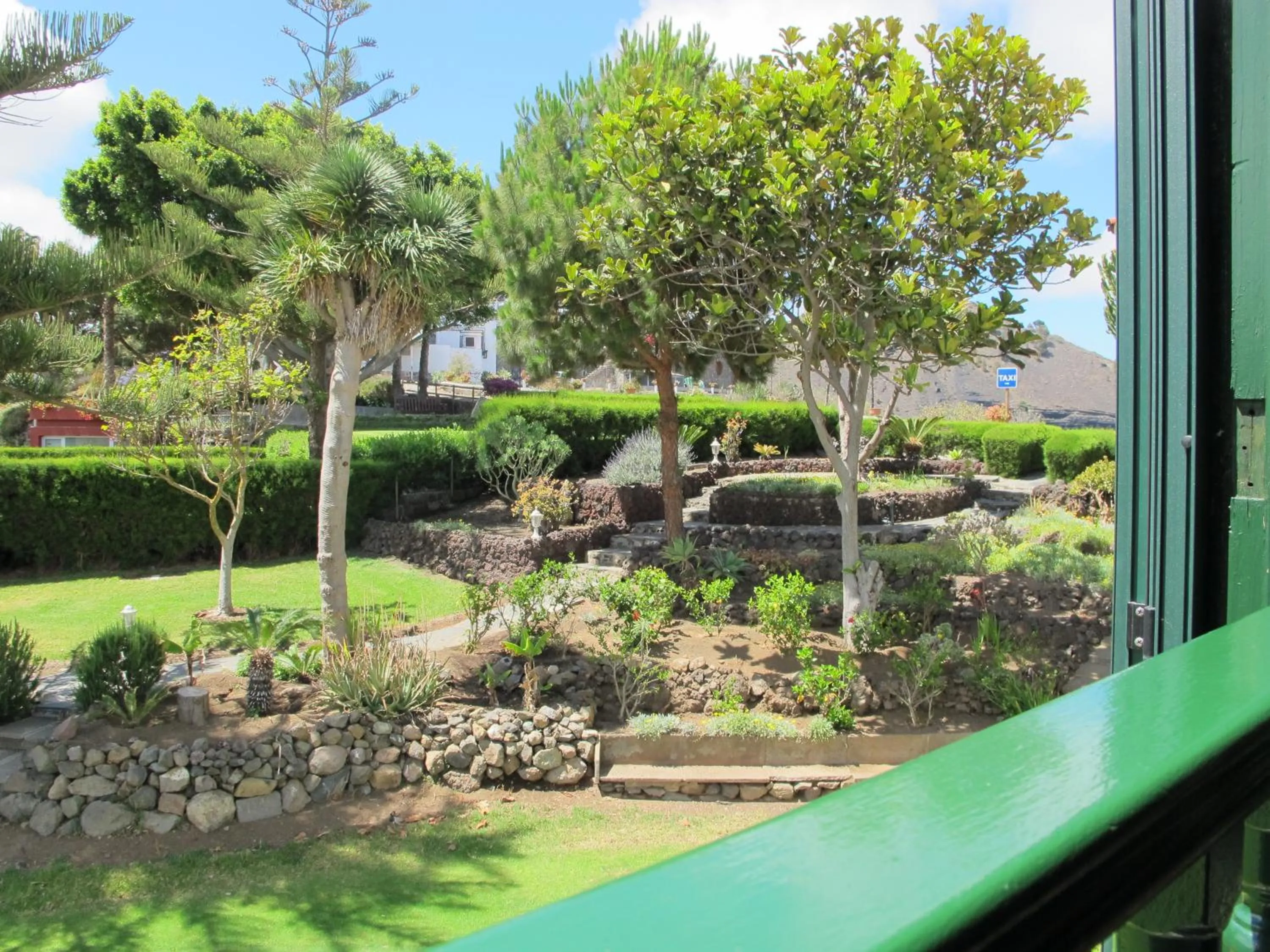 Garden in Bandama Golf Hotel by Airnest