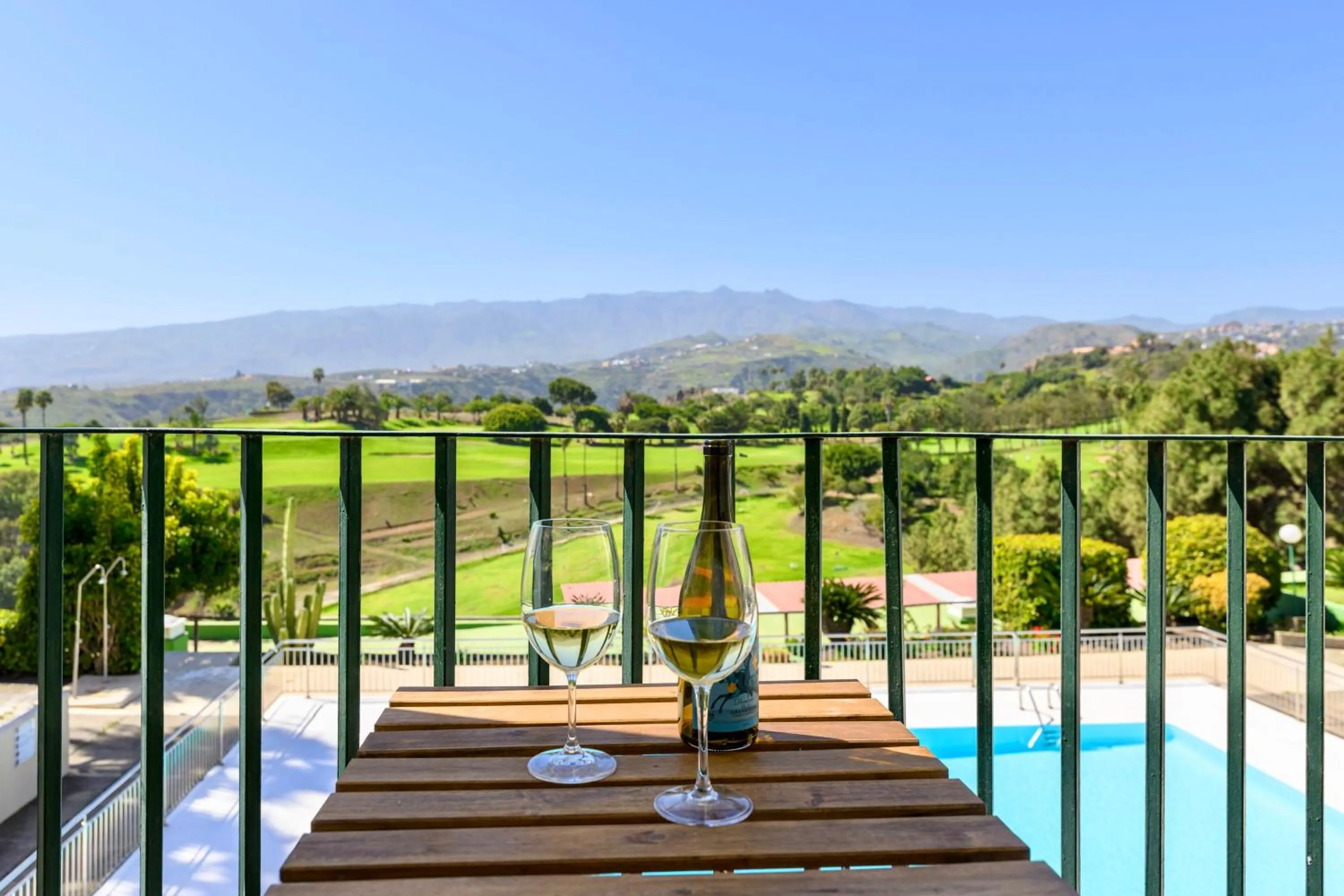 Balcony/Terrace in Bandama Golf Hotel by Airnest