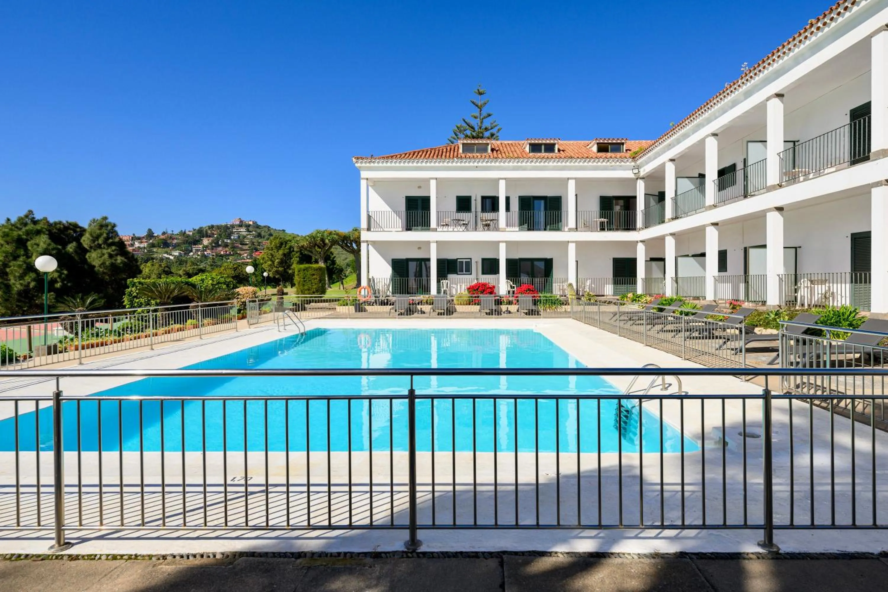 Property building in Bandama Golf Hotel by Airnest