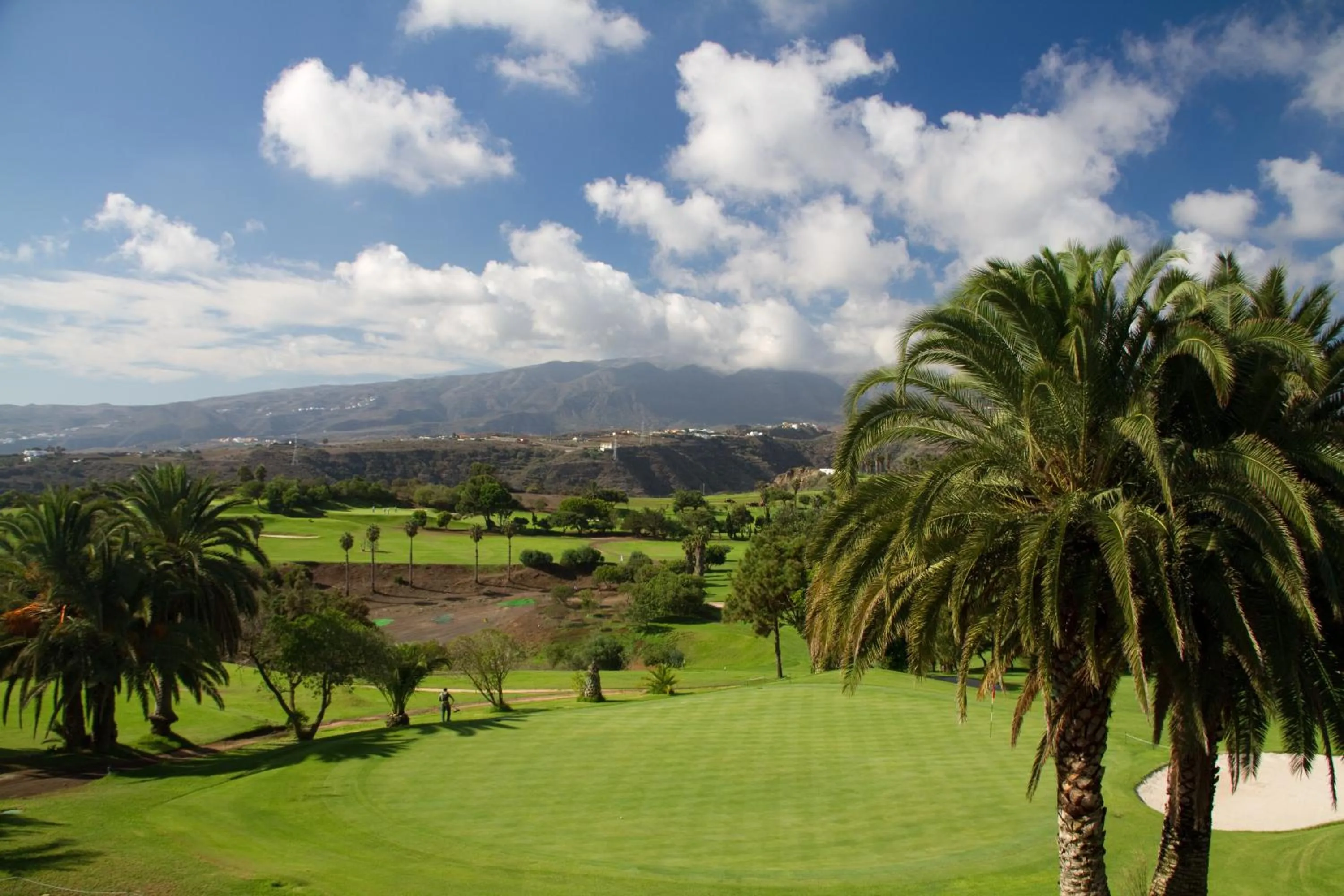 Natural landscape in Bandama Golf Hotel by Airnest