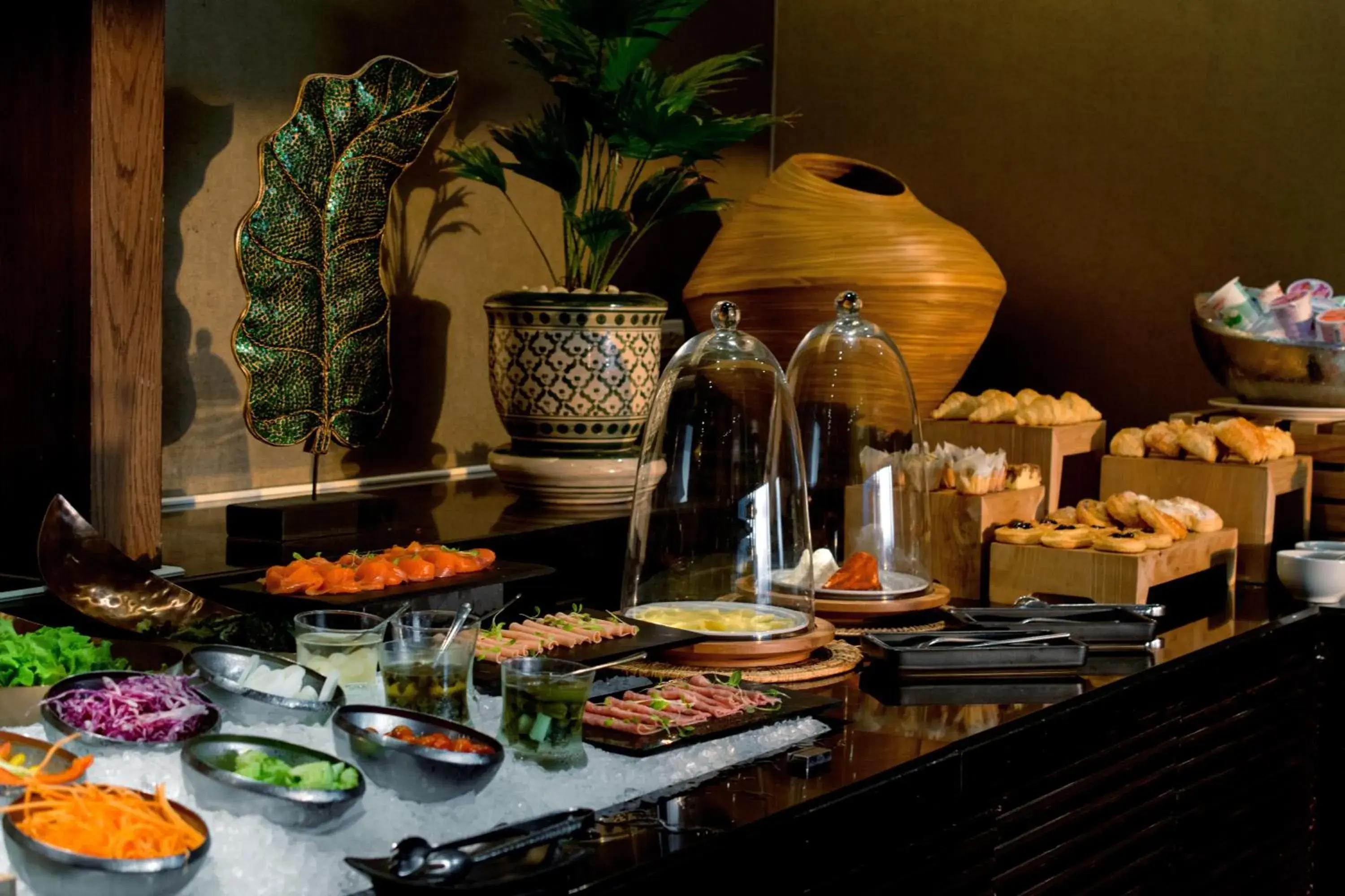 Buffet breakfast in Shangri-La Chiang Mai Buffet breakfast in Shangri-La Chiang Mai