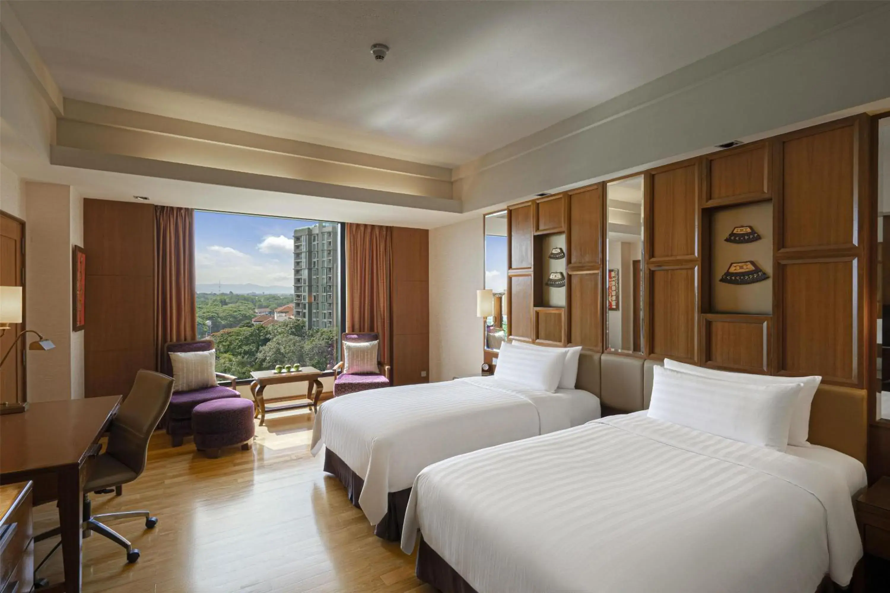 Bedroom, Bed in Shangri-La Chiang Mai Bedroom, Bed in Shangri-La Chiang Mai