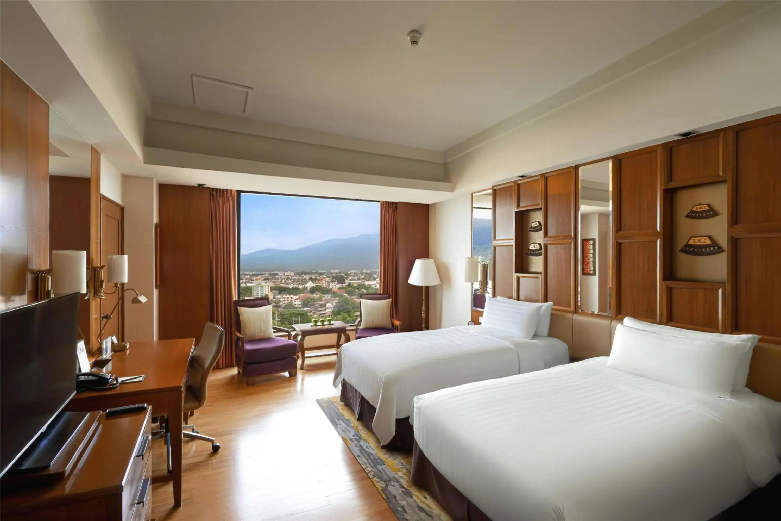 Bedroom, Bed in Shangri-La Chiang Mai Bedroom, Bed in Shangri-La Chiang Mai