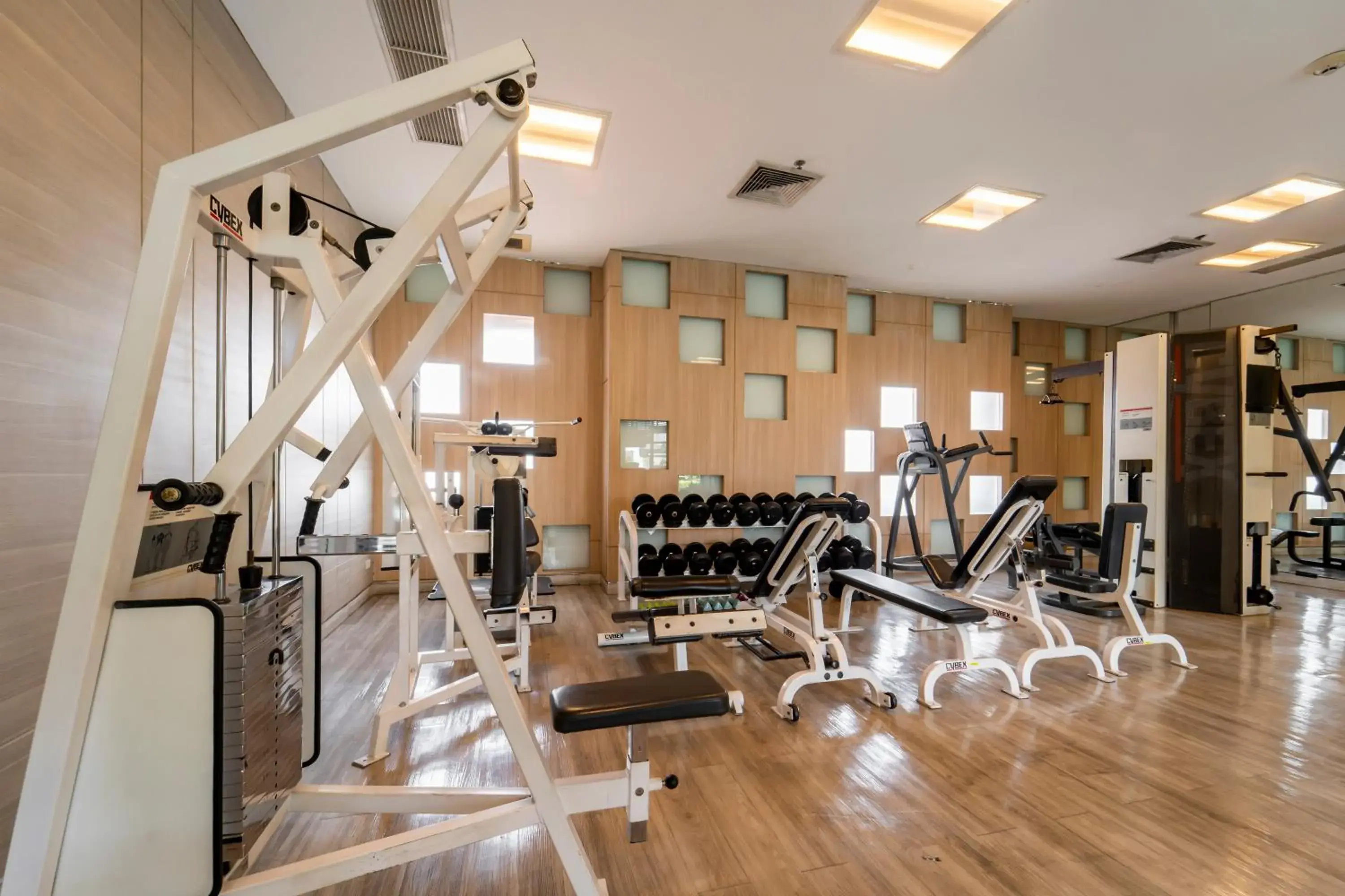 Fitness centre/facilities in Century Park Hotel Fitness centre/facilities in Century Park Hotel
