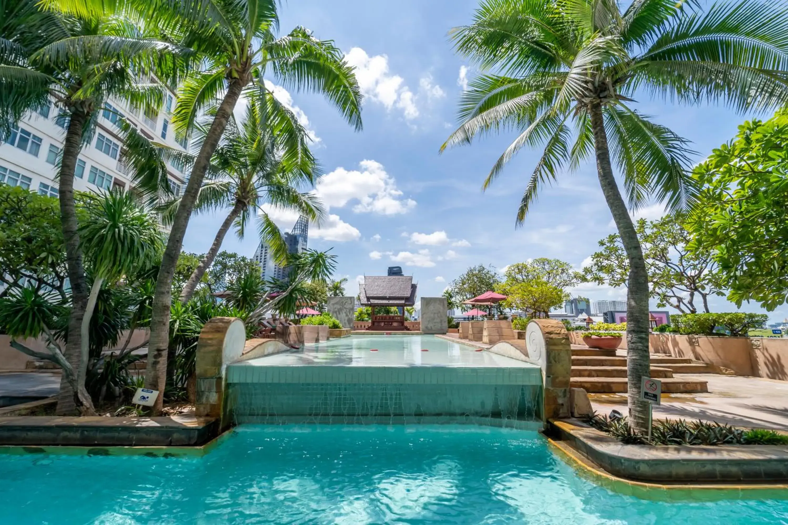 Swimming pool in Century Park Hotel Swimming pool in Century Park Hotel
